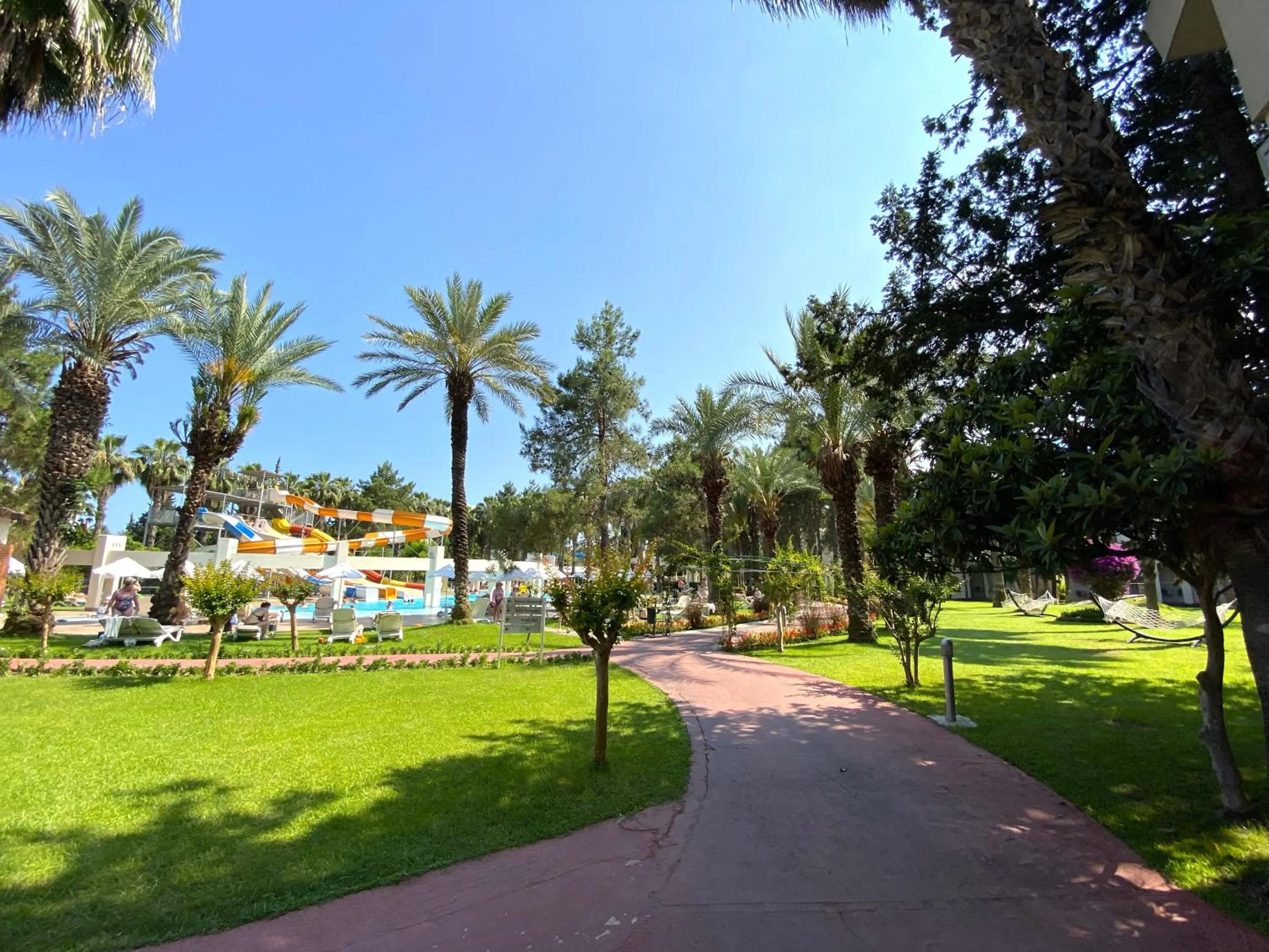 Garden in Queen's Park Resort Göynük
