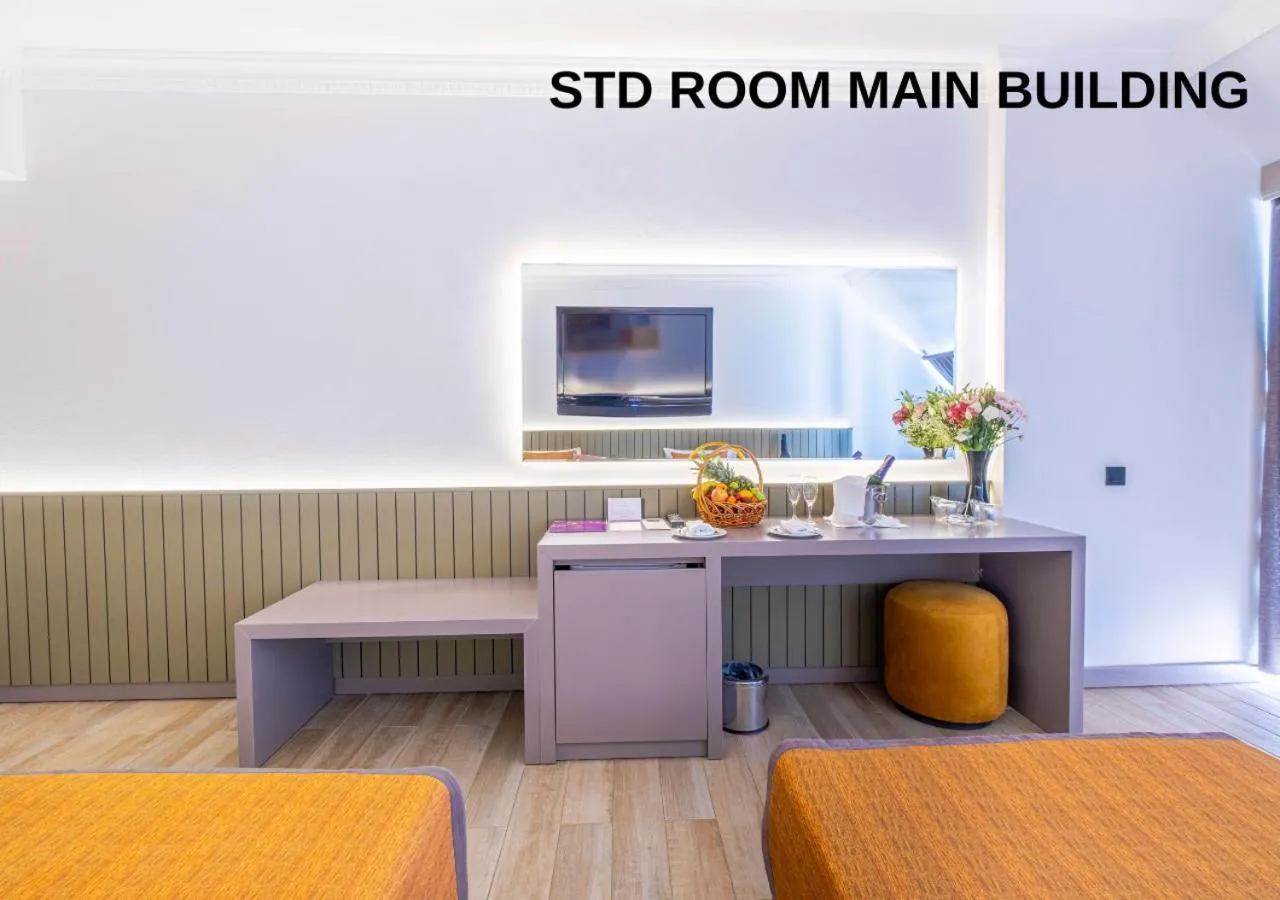 Bedroom, Bed in Queen's Park Resort Göynük