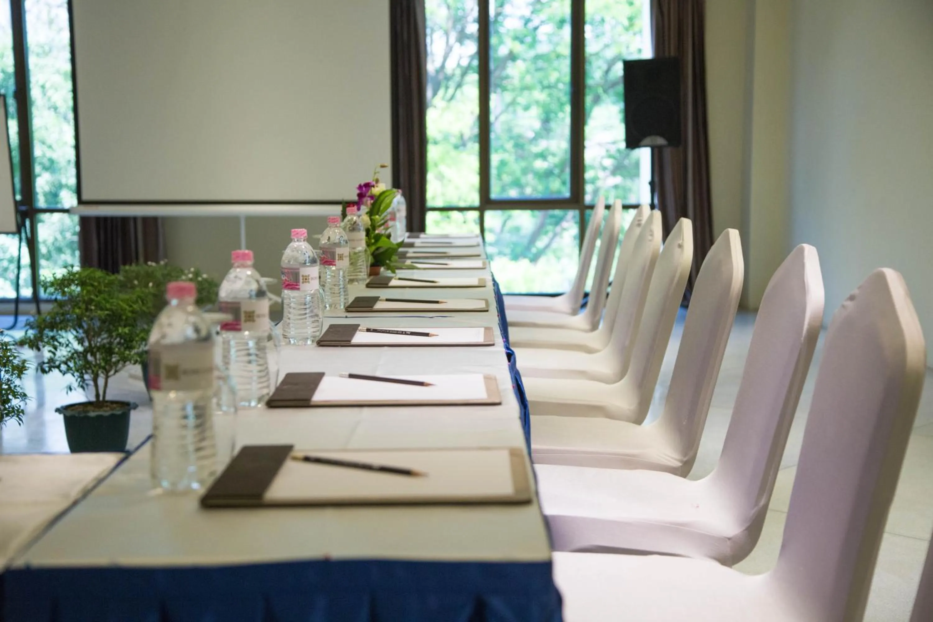 Business facilities in Rose Garden Hotel