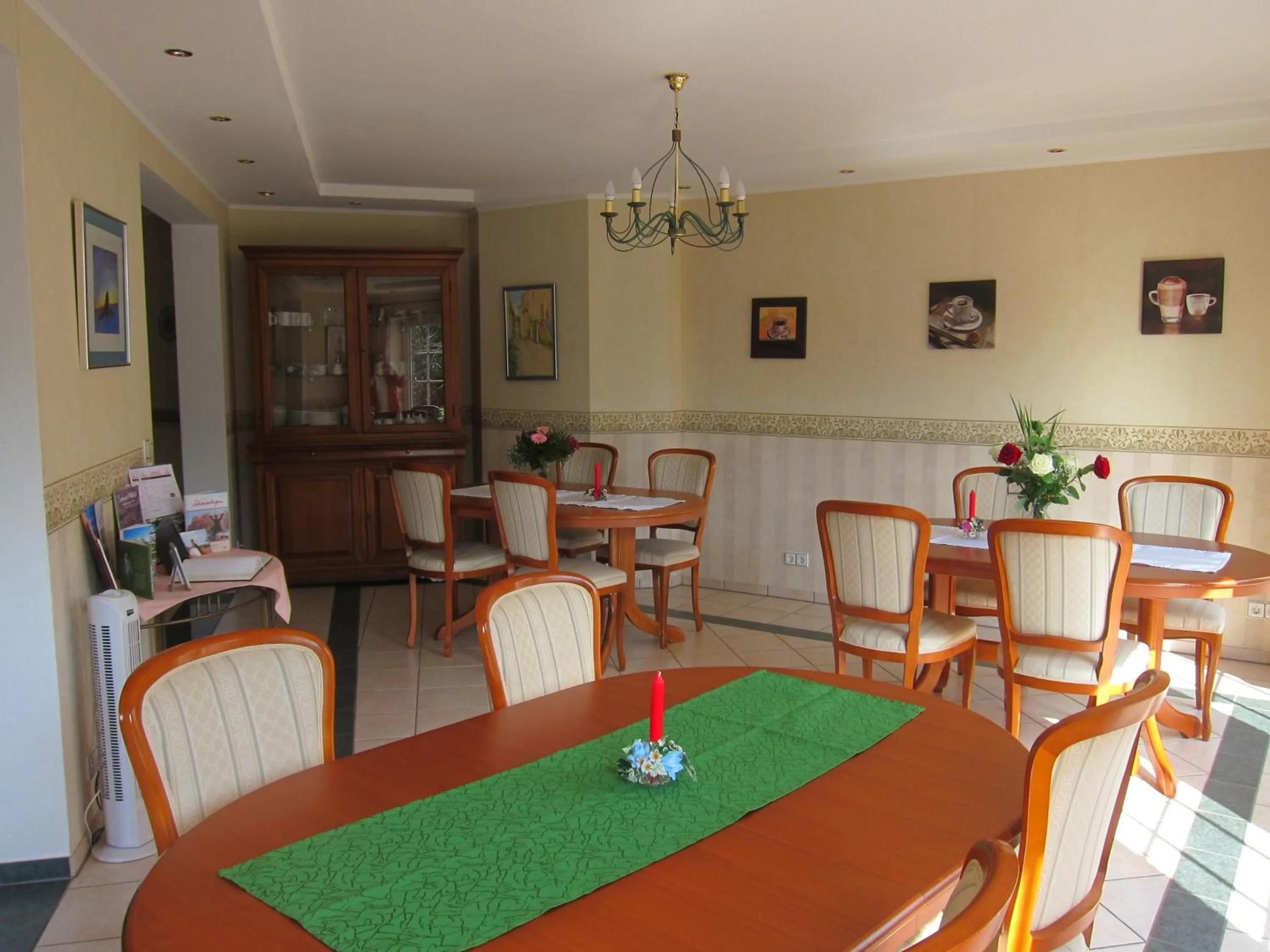 Restaurant/places to eat in Hotel Heidetraum