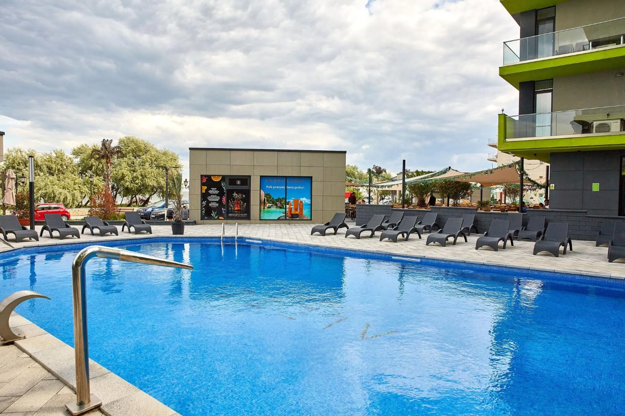 Property building in Apartamente Indigo by Alz