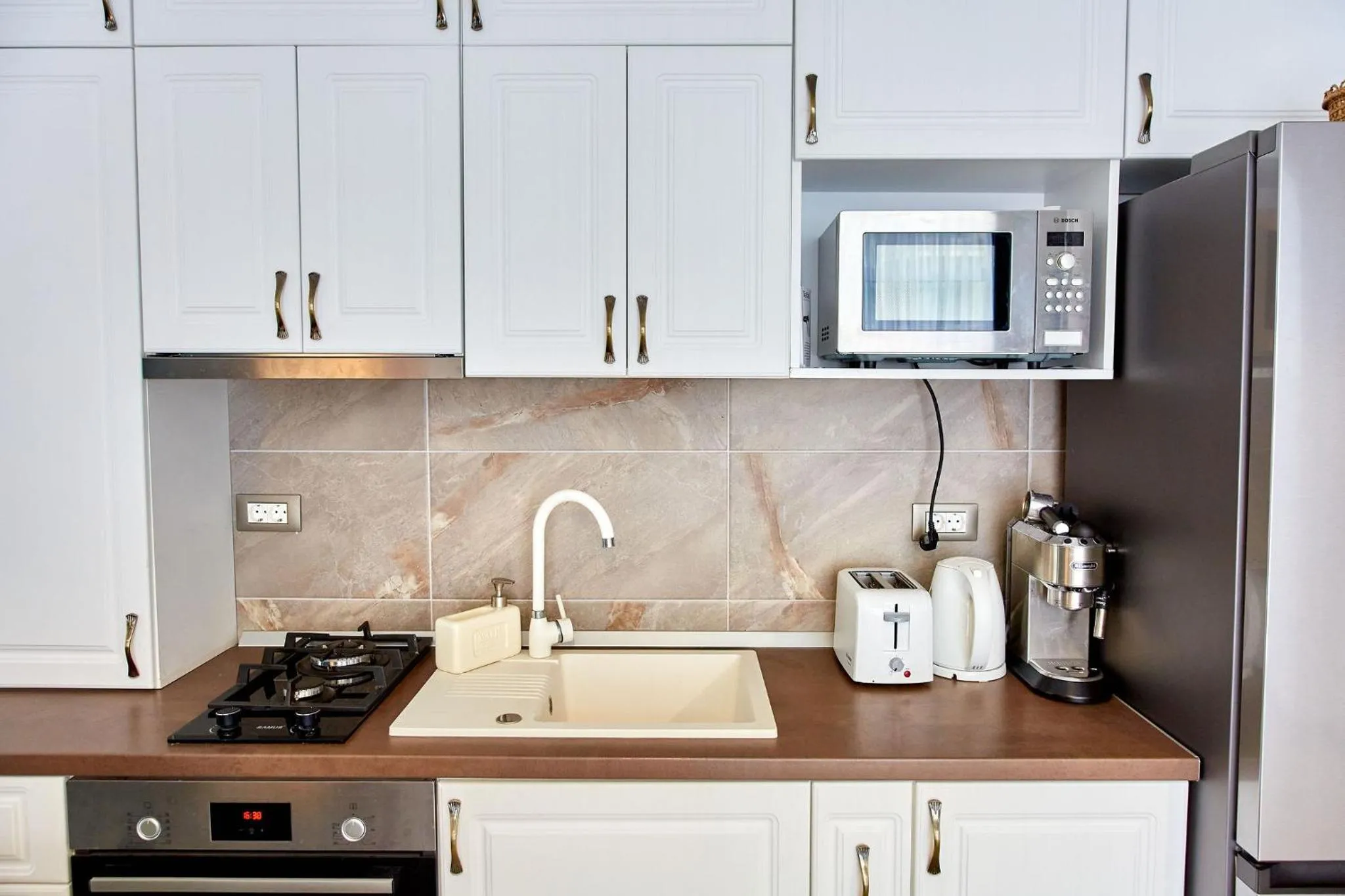 Coffee/tea facilities in Apartamente Indigo by Alz