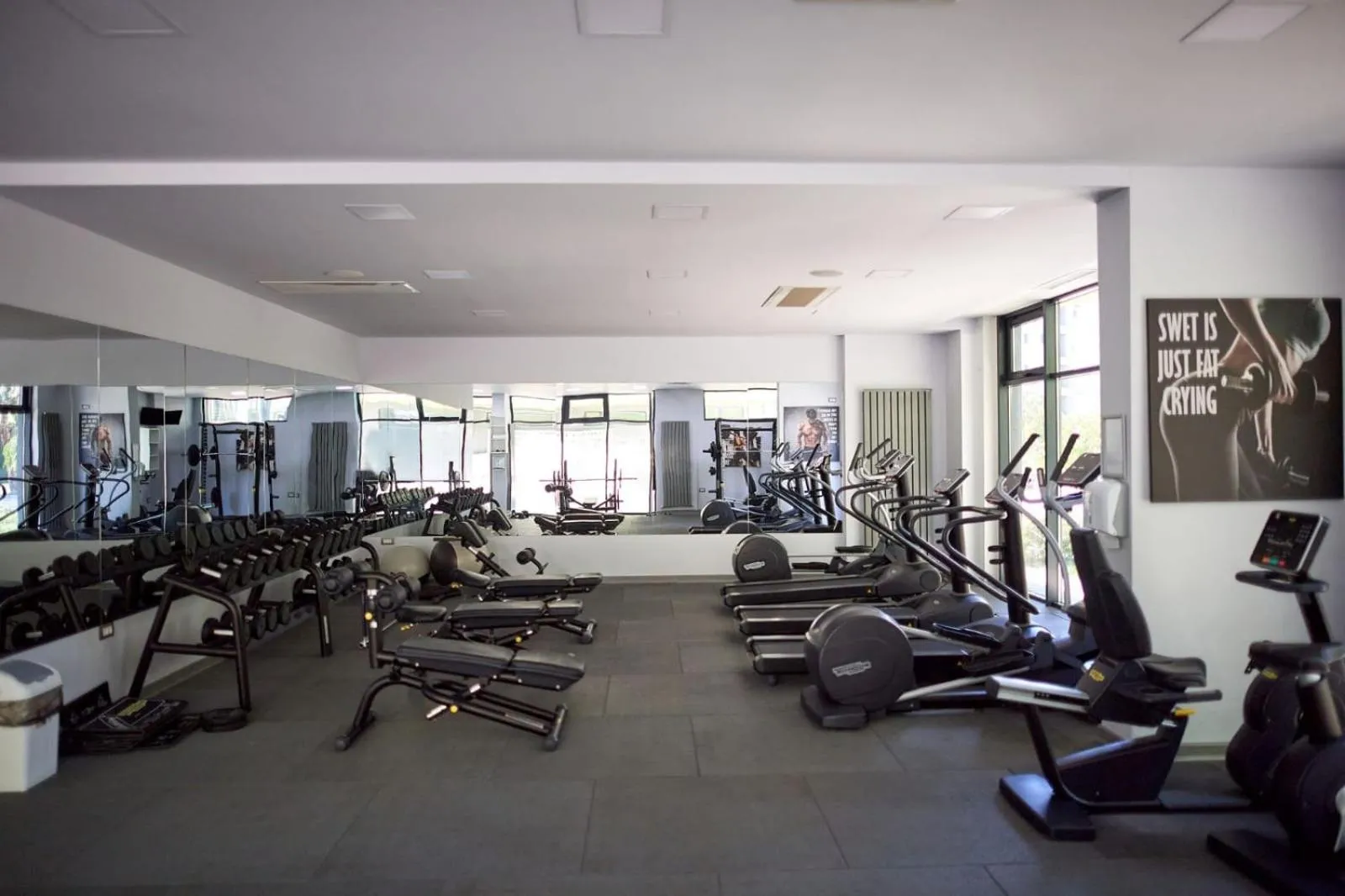 Fitness centre/facilities in Apartamente Indigo by Alz