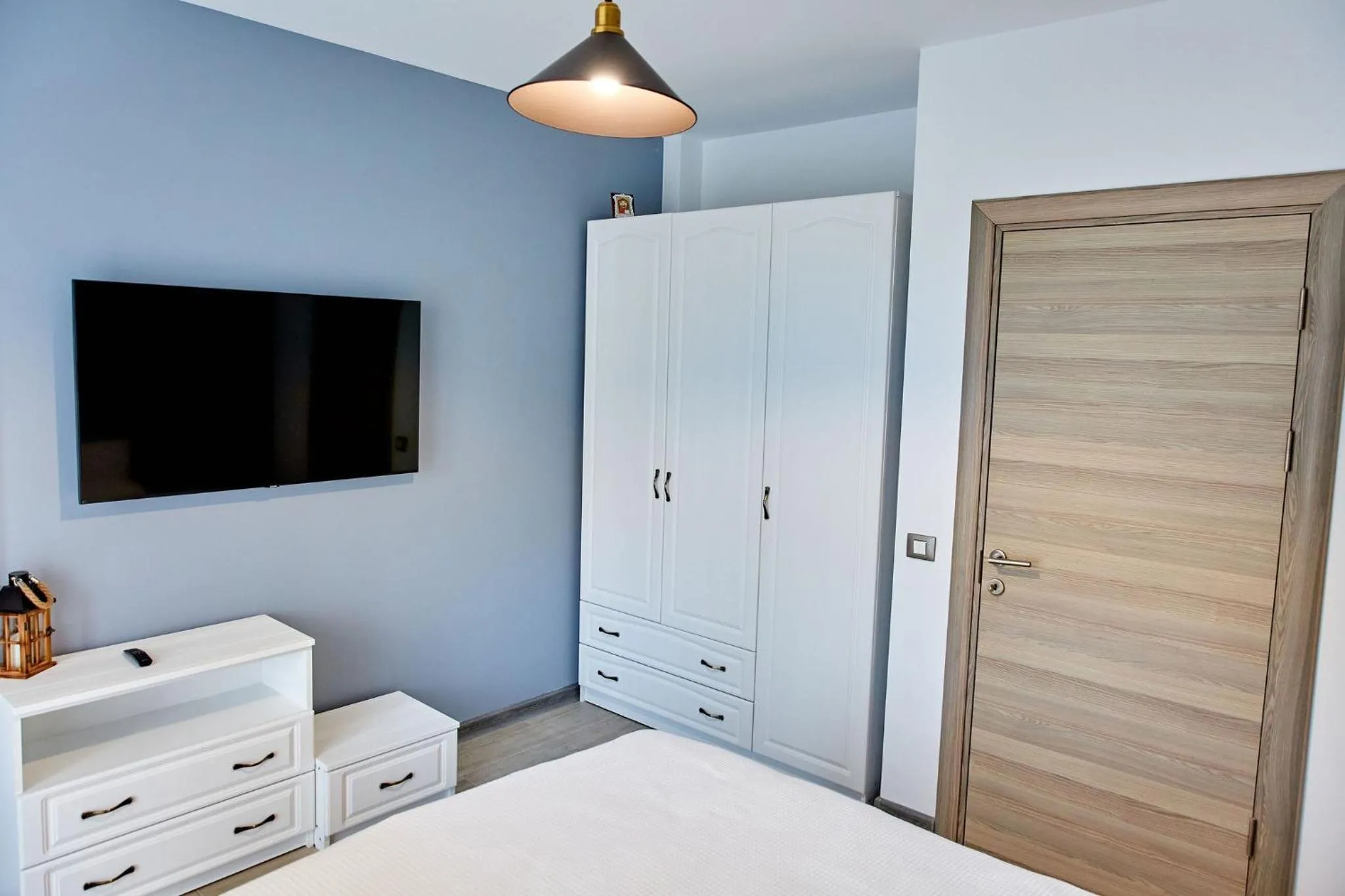 Bed in Apartamente Indigo by Alz