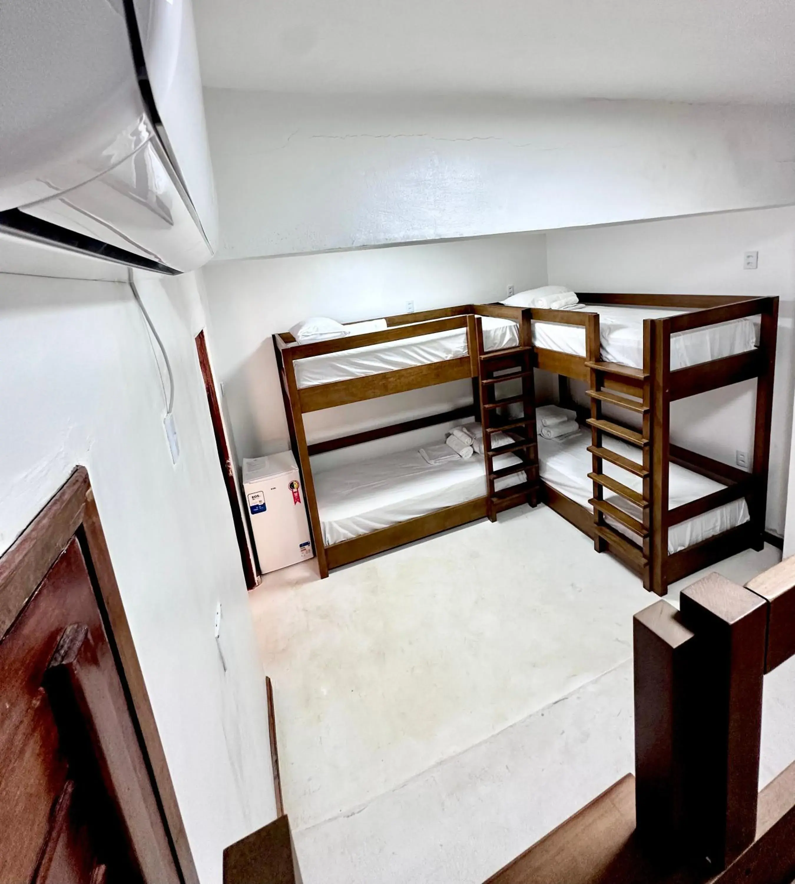 Bunk Bed in Male Dormitory Room in Pousada VIGLAMO JERI Bunk Bed in Male Dormitory Room in Pousada VIGLAMO JERI