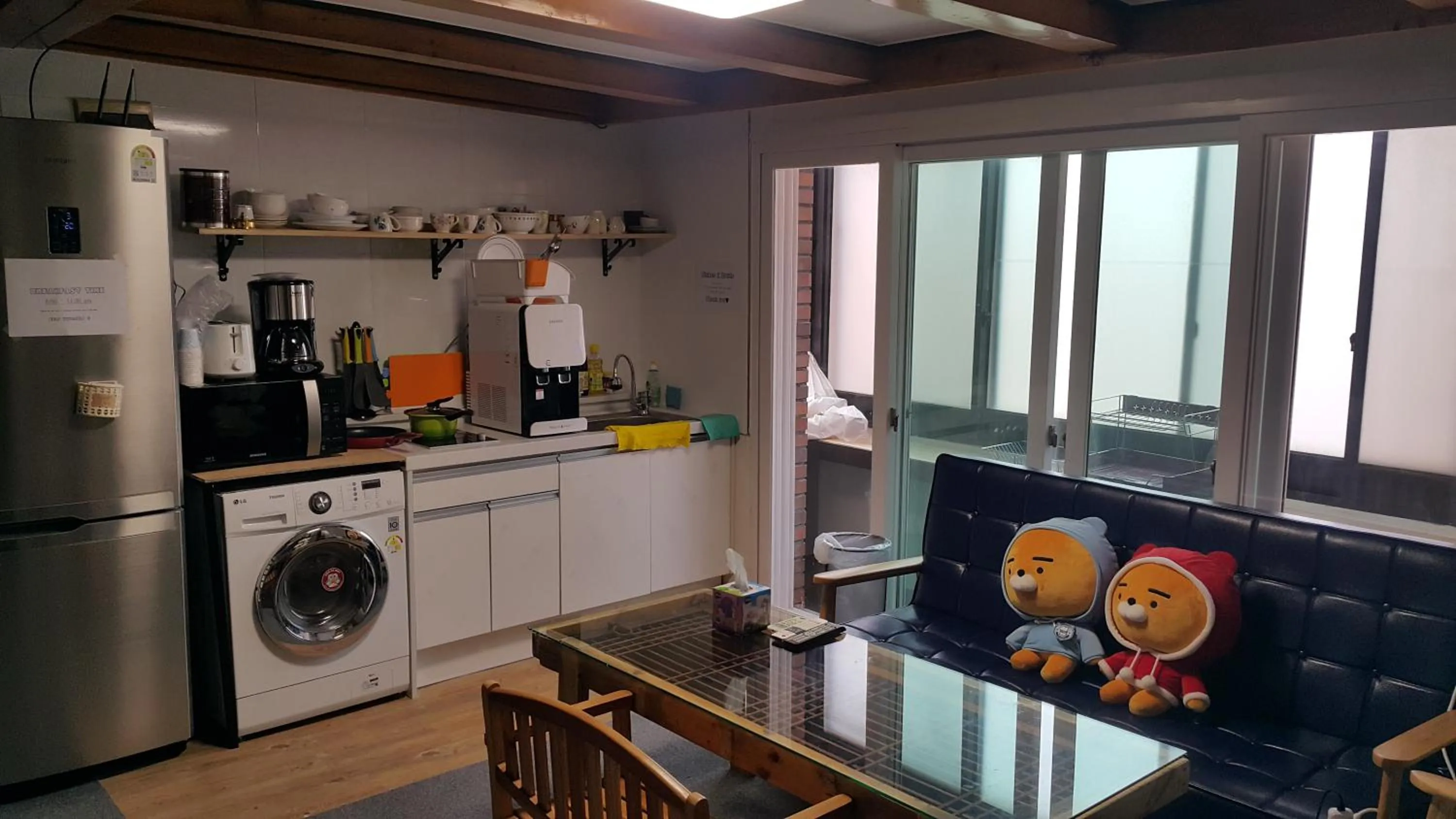 Coffee/tea facilities in Able Guesthouse Hongdae