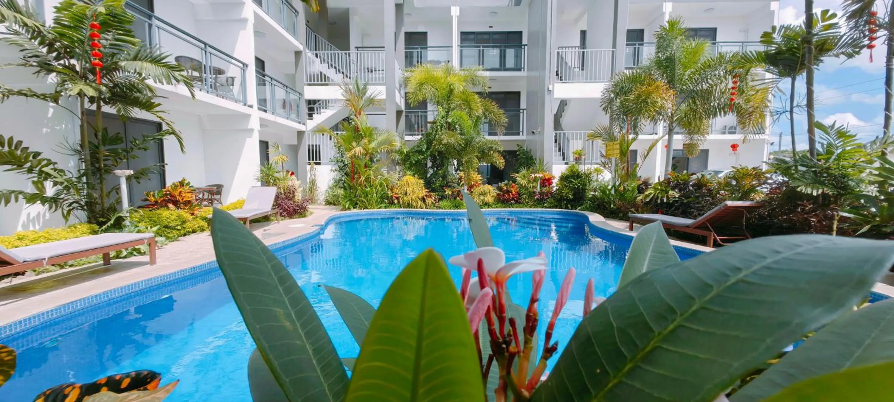 Garden view in Ocean Breeze Apartment Hotel