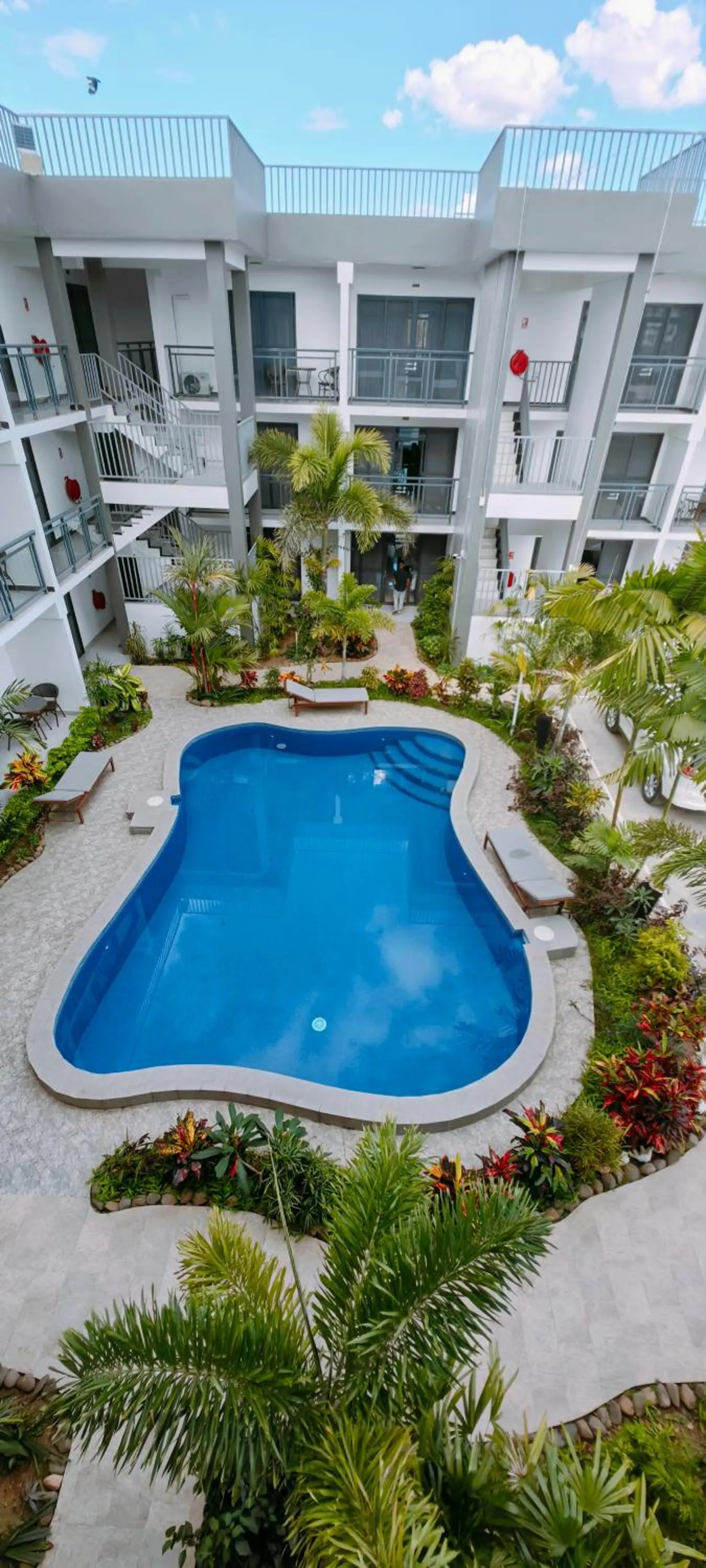 Property building in Ocean Breeze Apartment Hotel