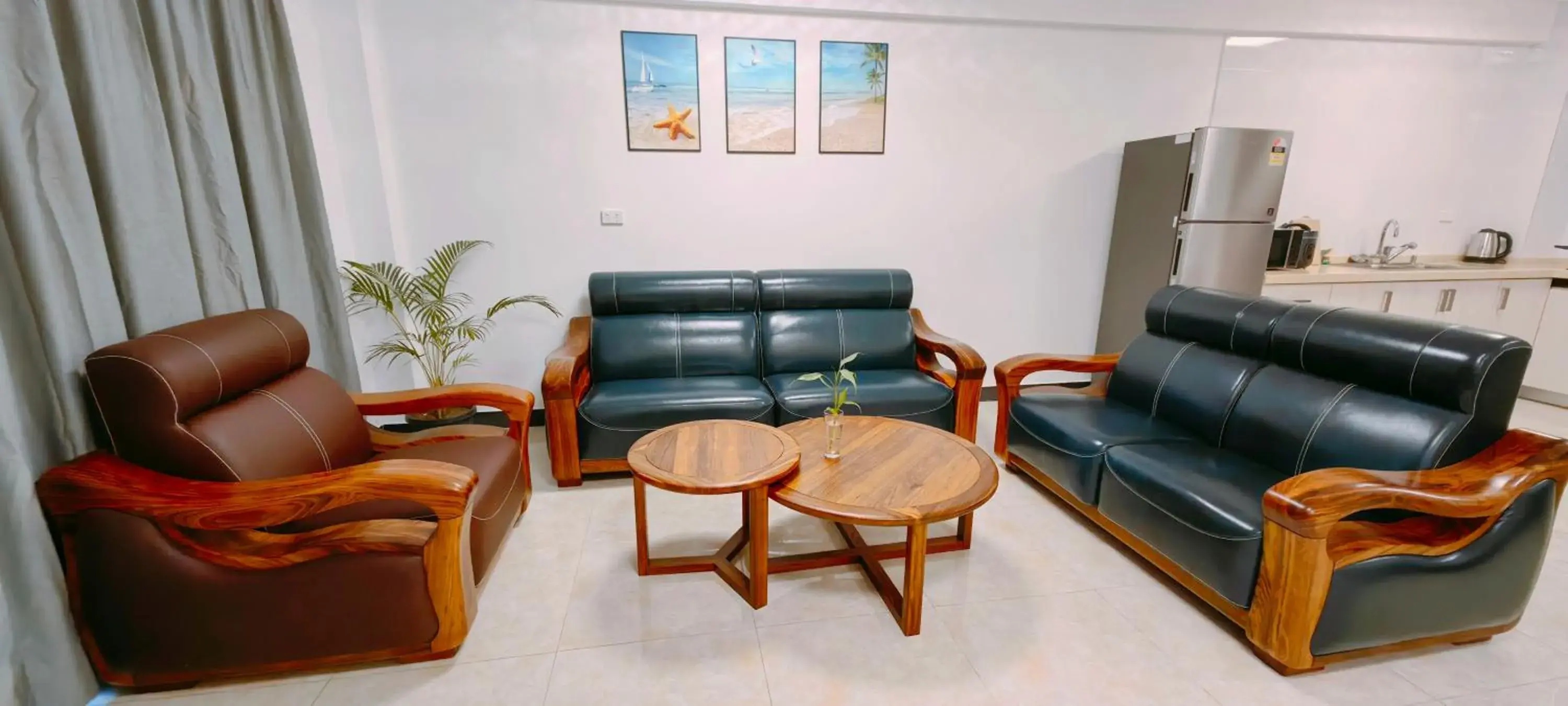 Living room in Ocean Breeze Apartment Hotel Living room in Ocean Breeze Apartment Hotel