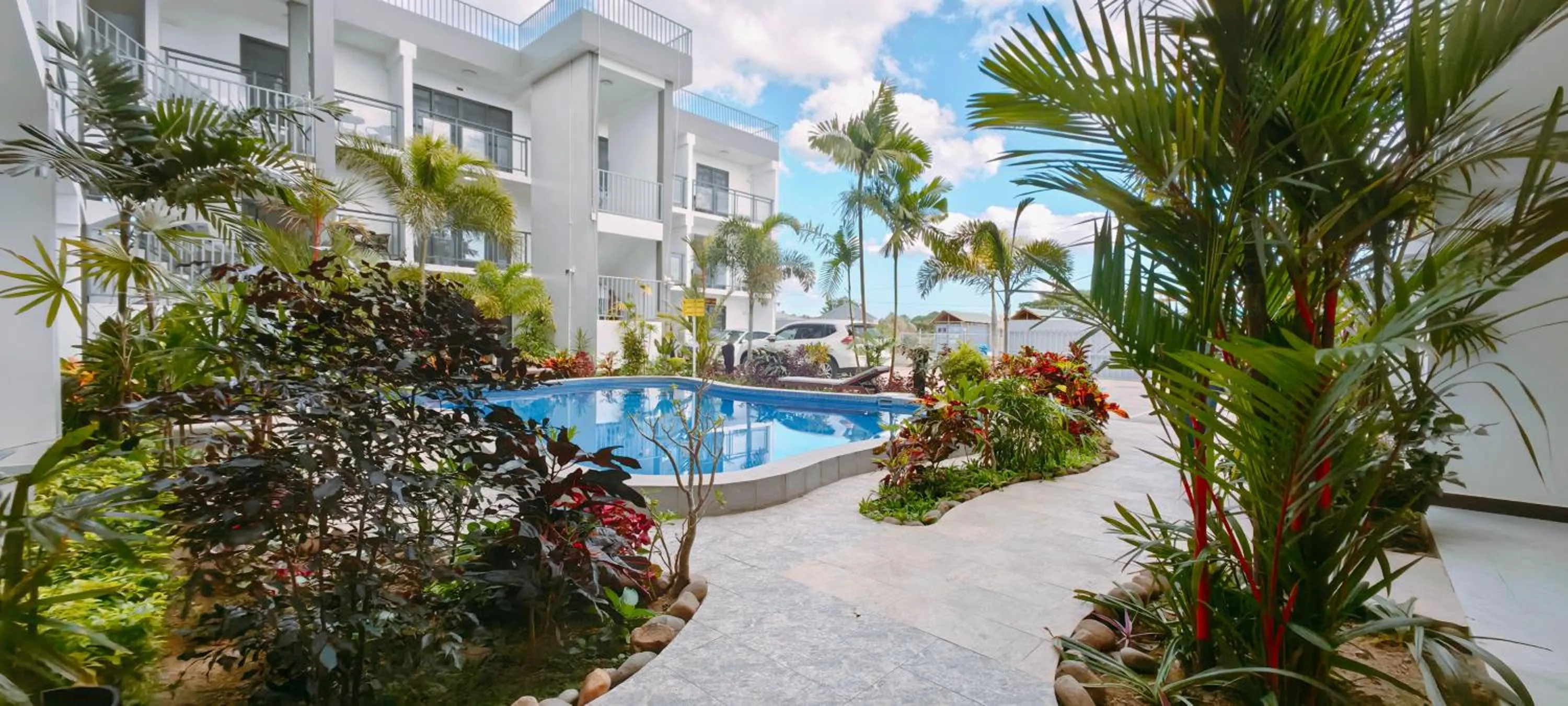 Property building in Ocean Breeze Apartment Hotel