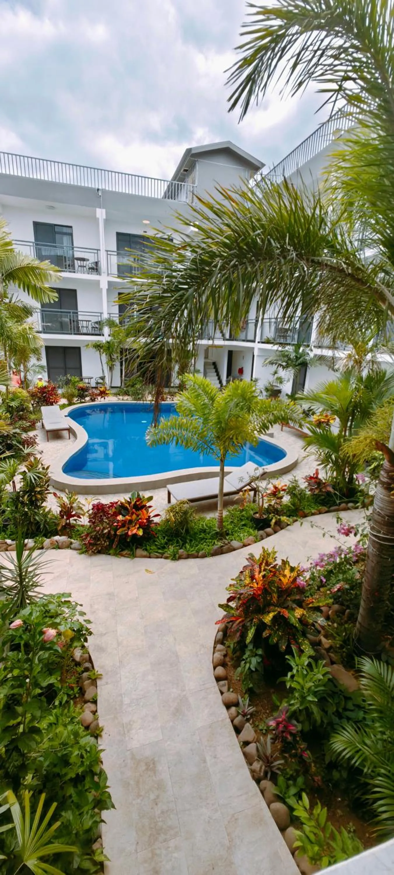 Property building in Ocean Breeze Apartment Hotel