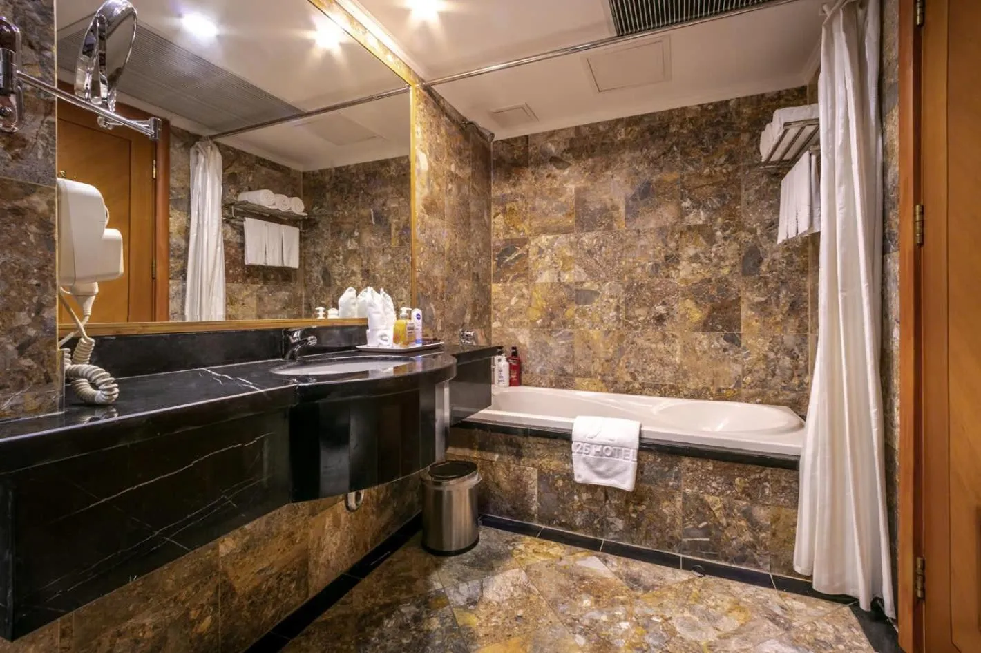 Toilet in A25 Luxury Hotel