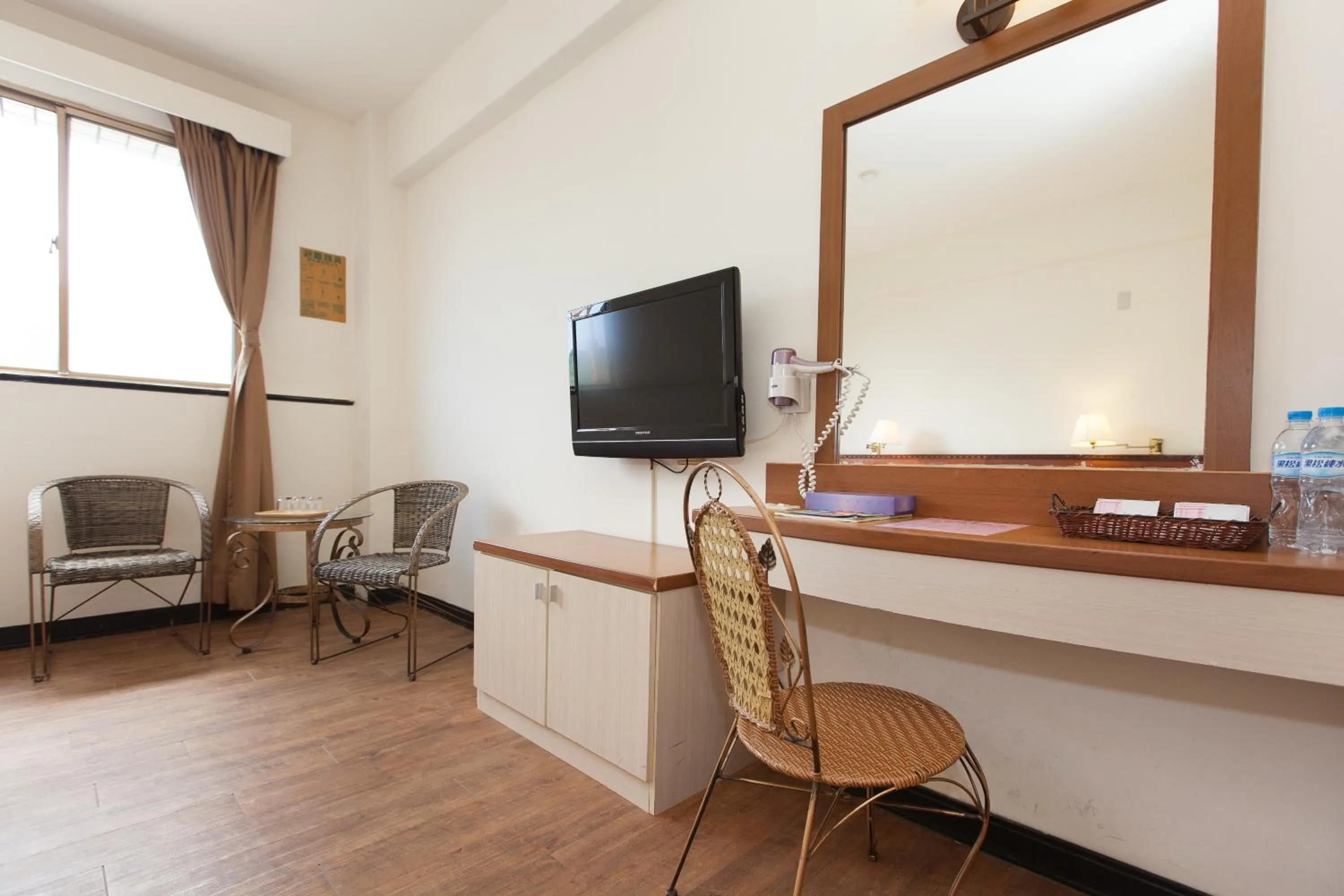 TV and multimedia in Yawan Hotel