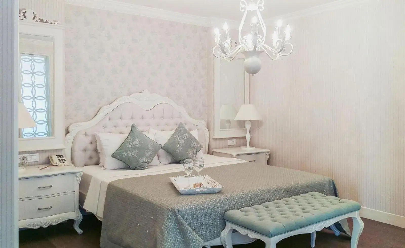 Bedroom, Bed in Ena Boutique Hotel & Residences Bedroom, Bed in Ena Boutique Hotel & Residences