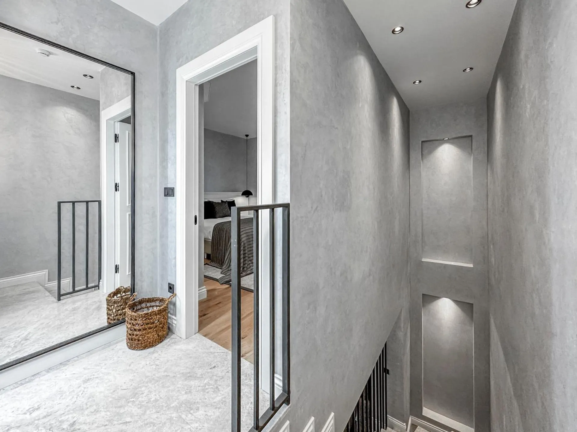 Ena Boutique Hotel & Residences