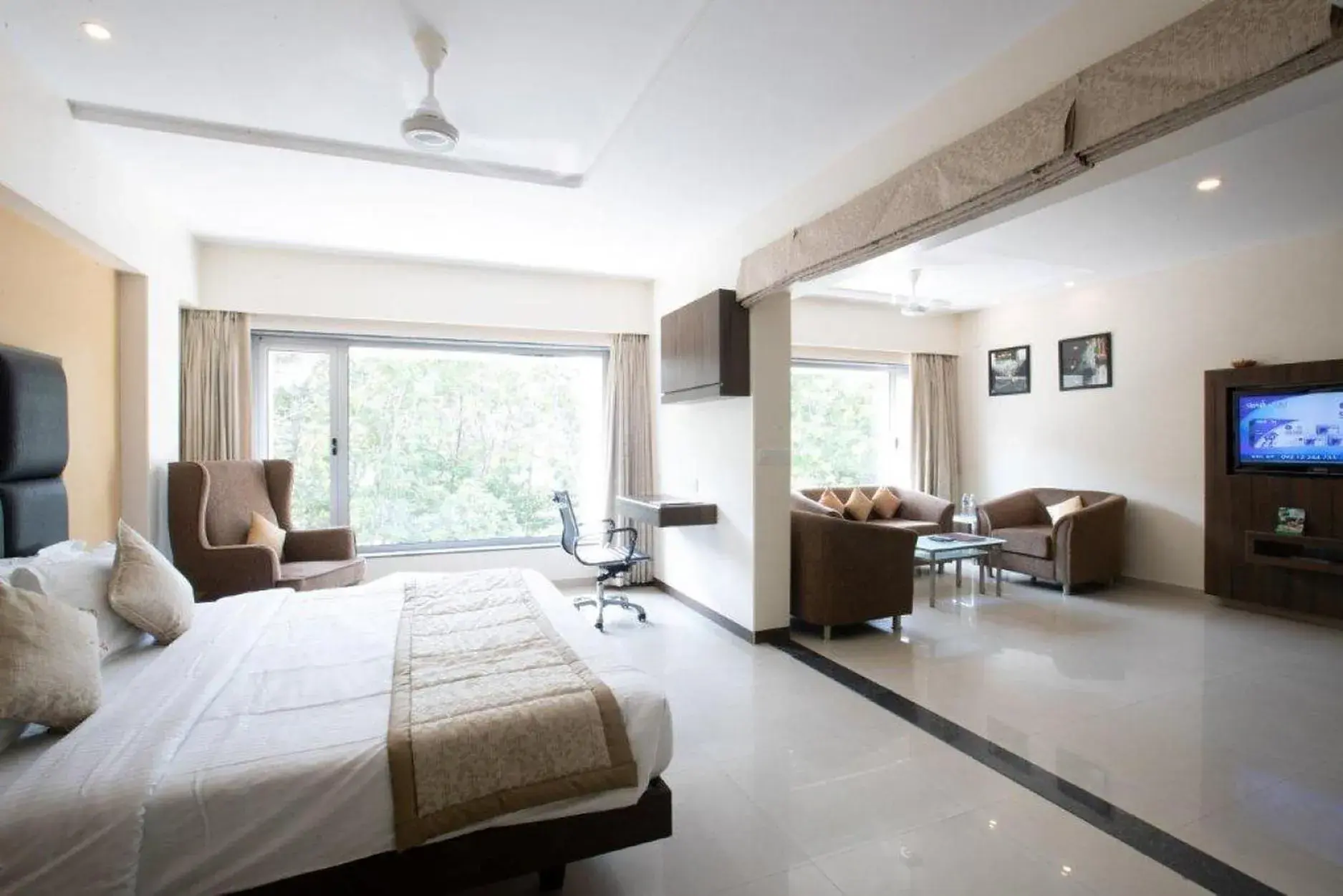 Photo of the whole room, Bed in VITS Shalimar, Ankleshwar Photo of the whole room, Bed in VITS Shalimar, Ankleshwar
