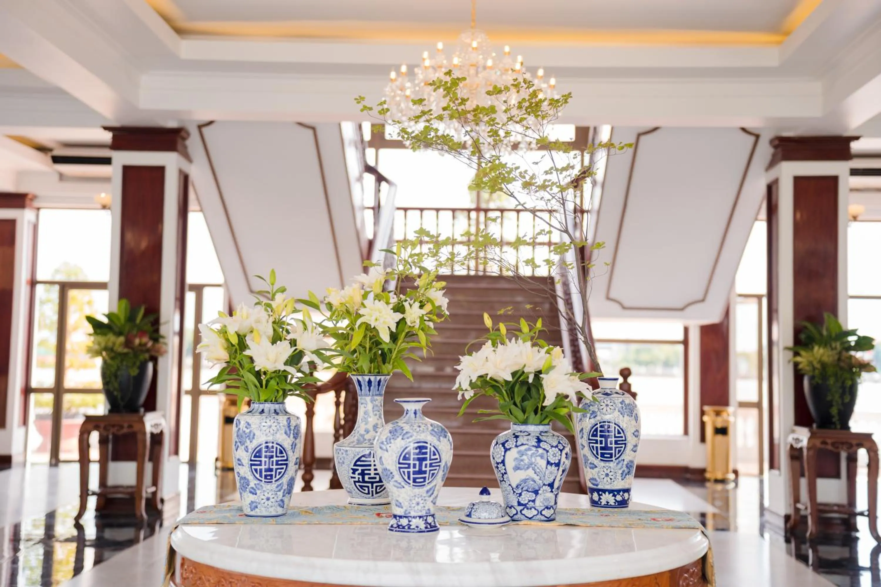 Communal lounge/ TV room in CHUONG DUONG HOTEL