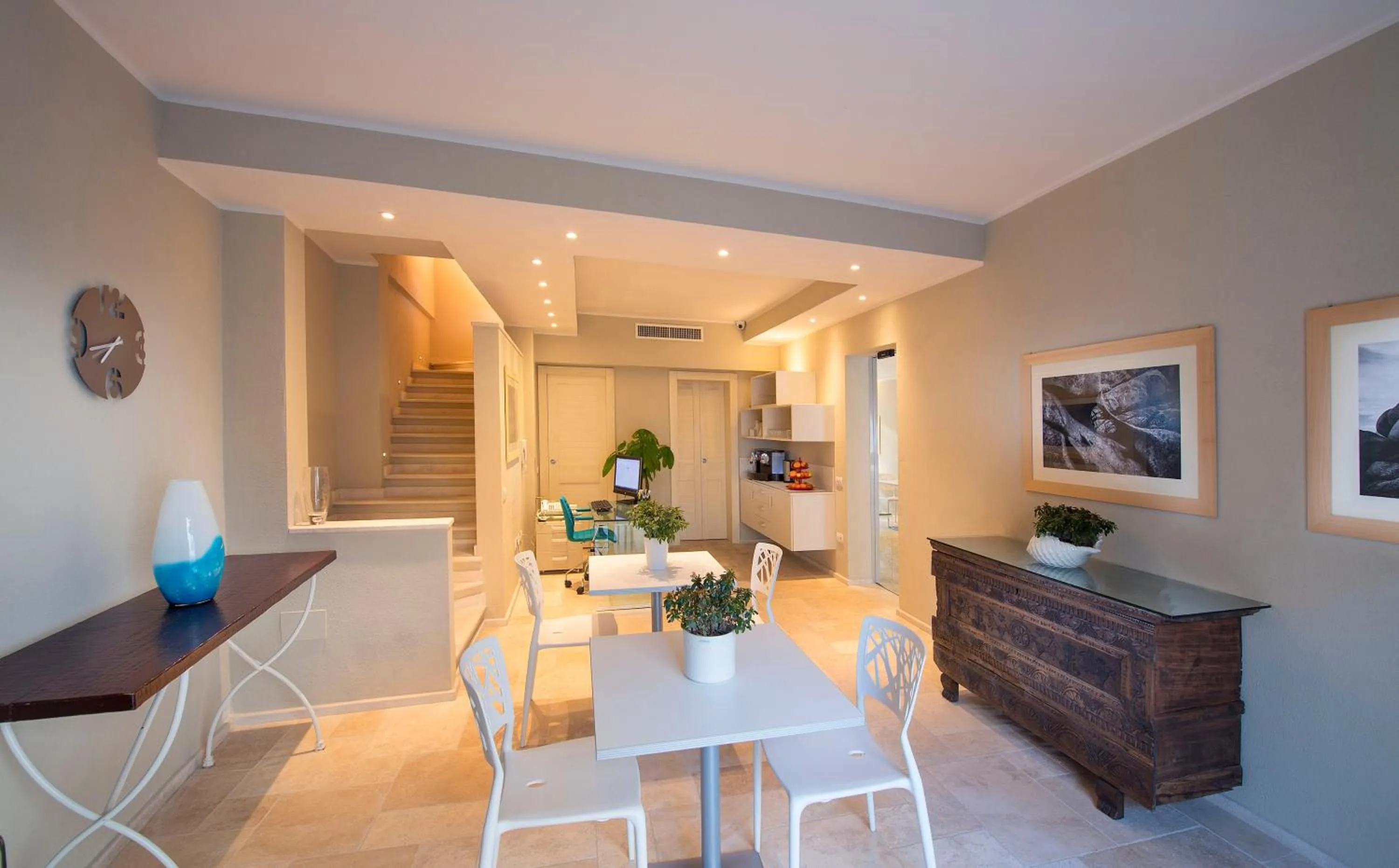 Seating area in Domu Noa Hotel