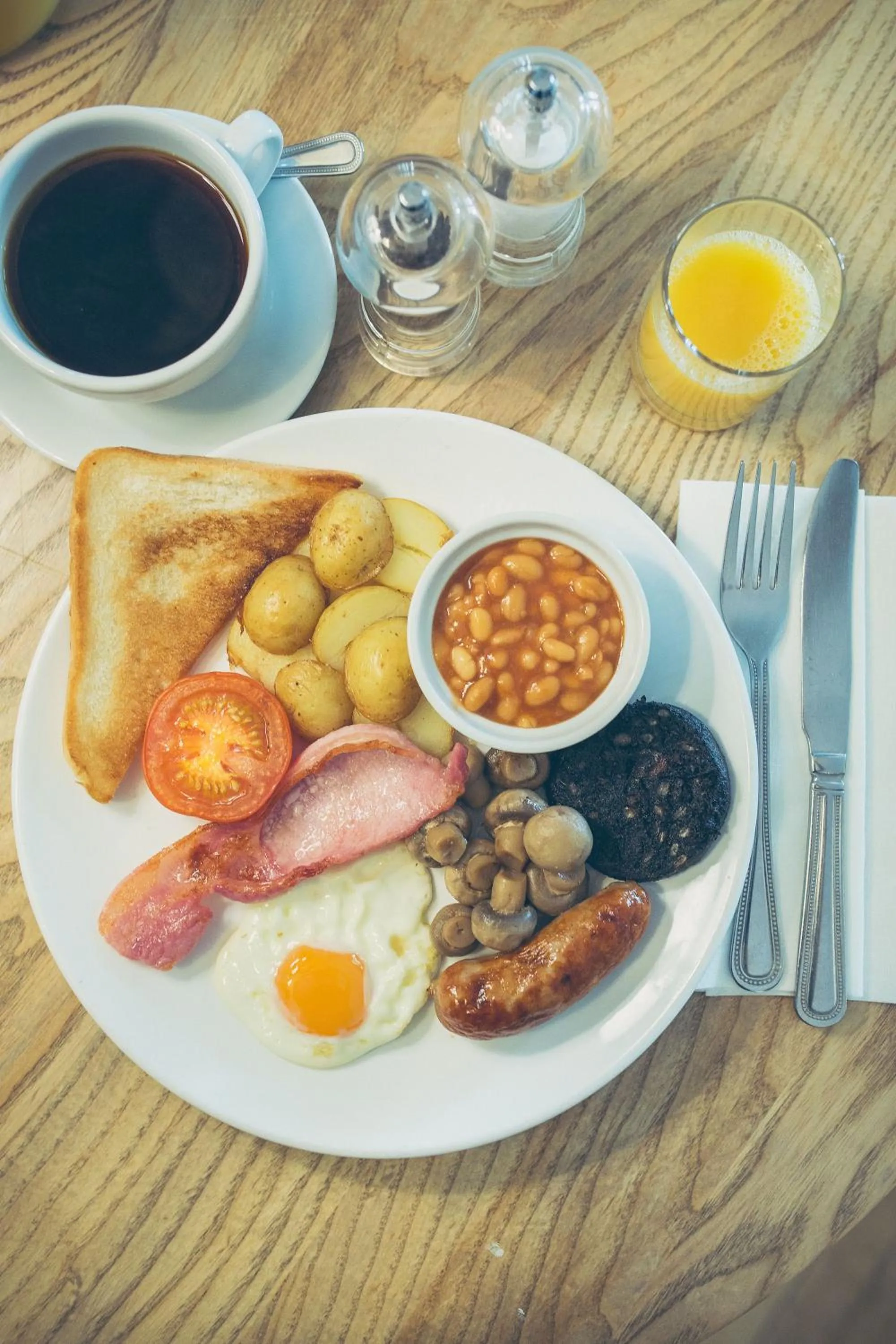 Other in George Hotel, BW Signature Collection