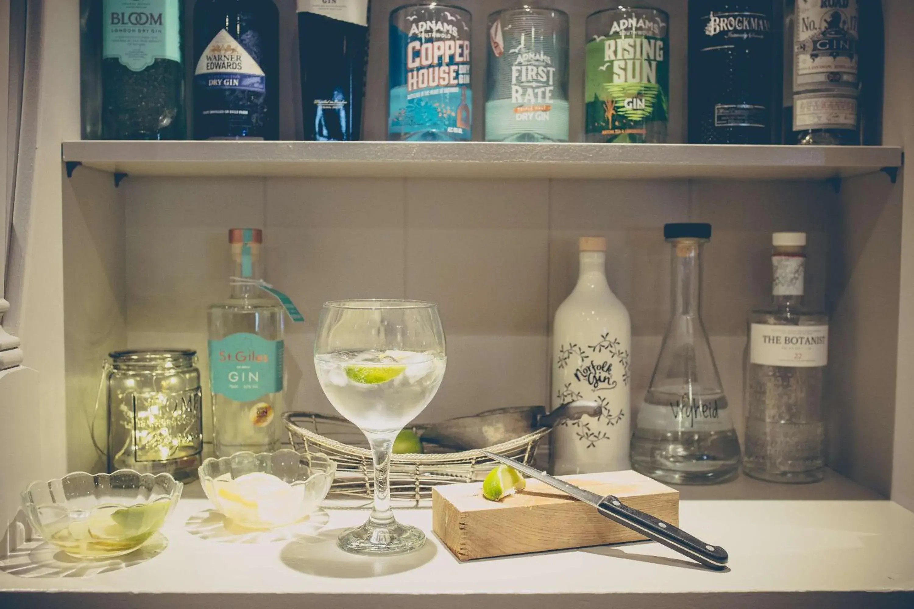 Lounge or bar in George Hotel, BW Signature Collection Lounge or bar in George Hotel, BW Signature Collection