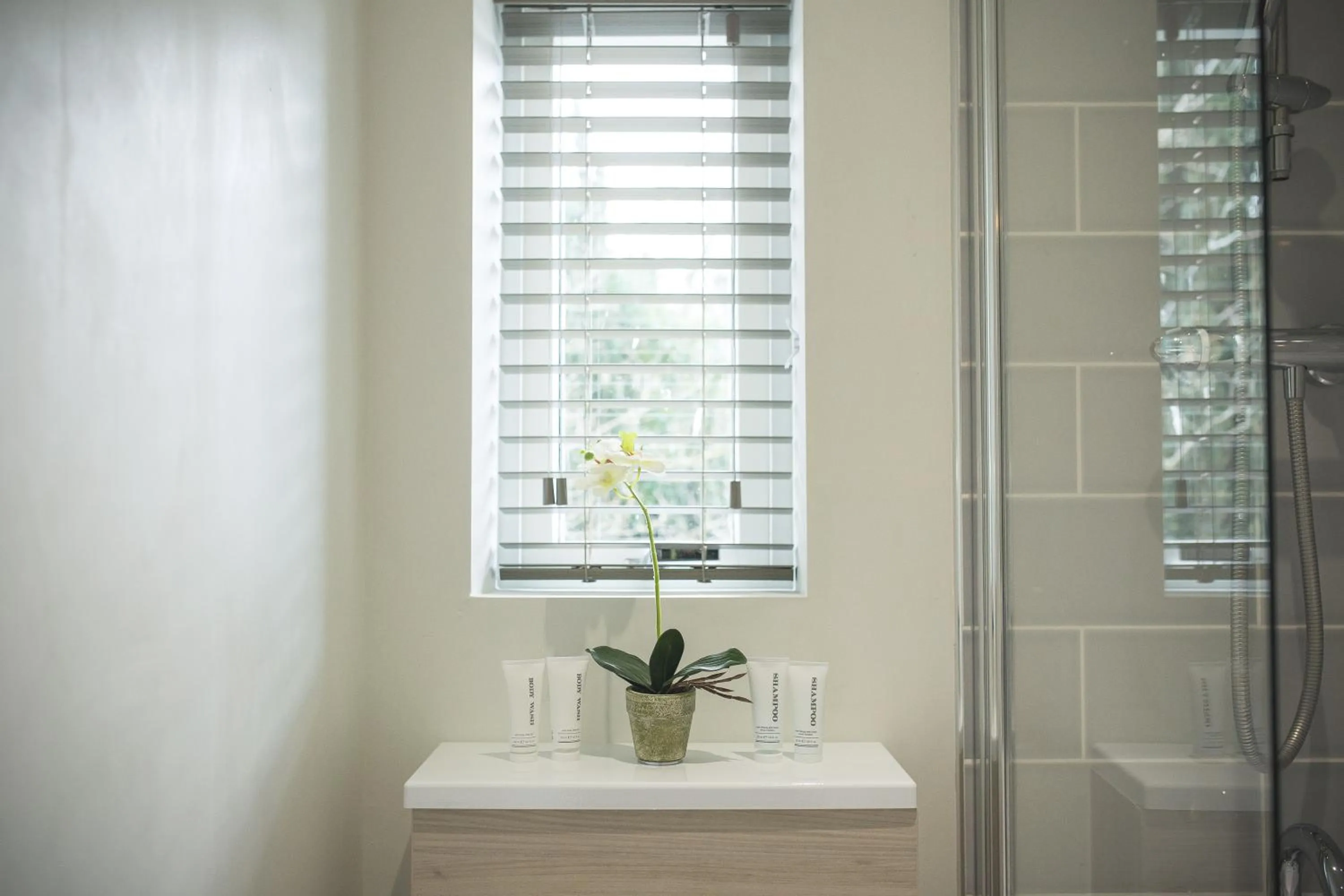 Bathroom in George Hotel, BW Signature Collection