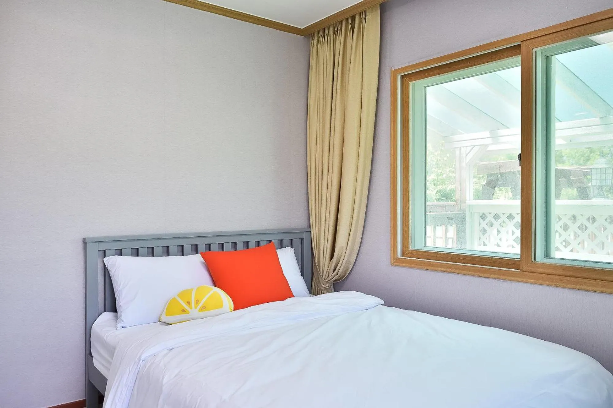 Bed in Yangyang Pulbit Pension