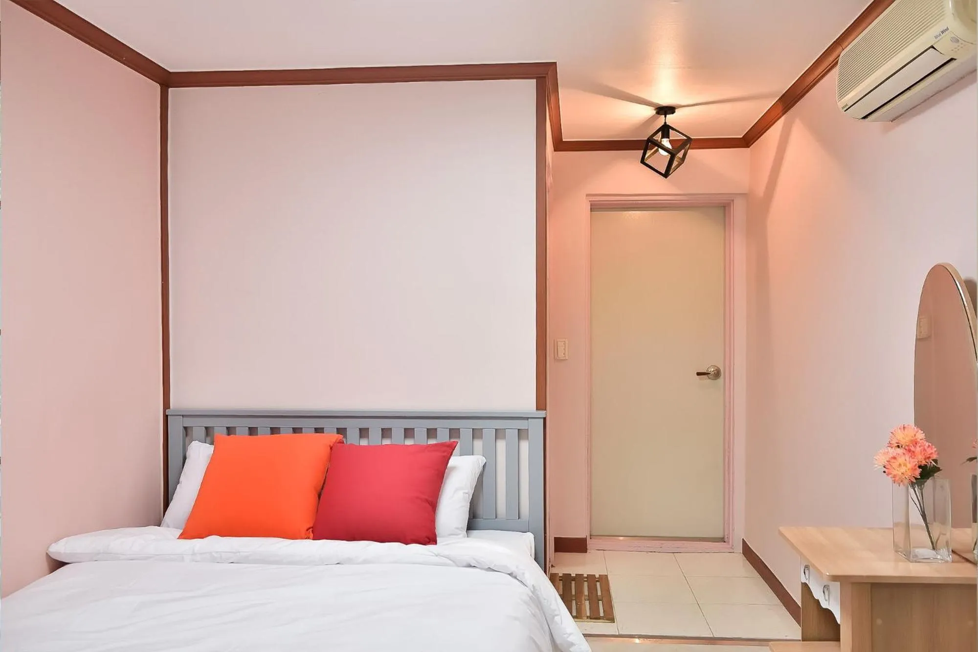 Bed in Yangyang Pulbit Pension