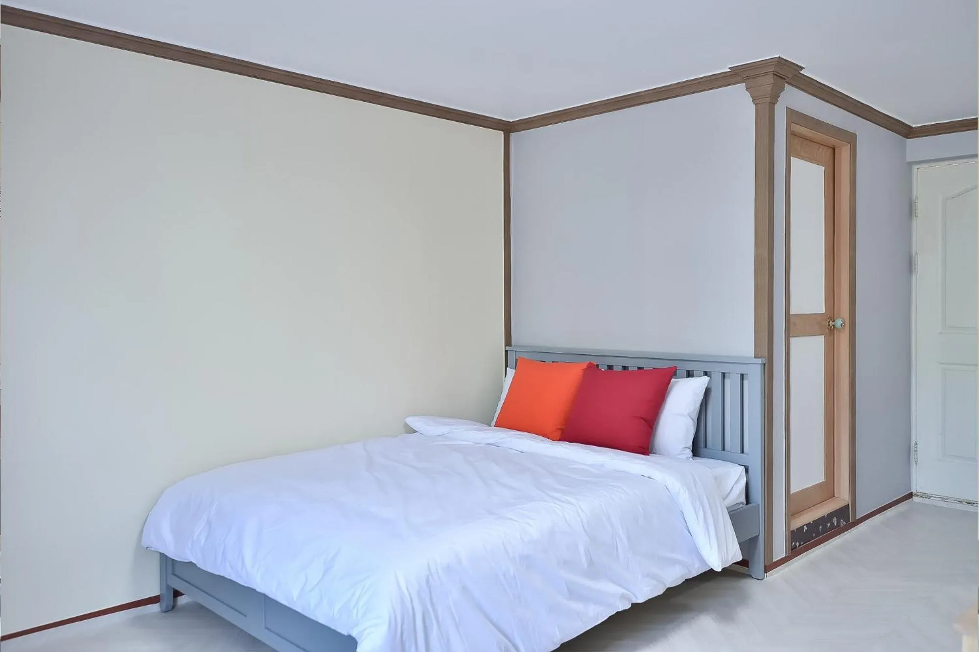 Bed in Yangyang Pulbit Pension