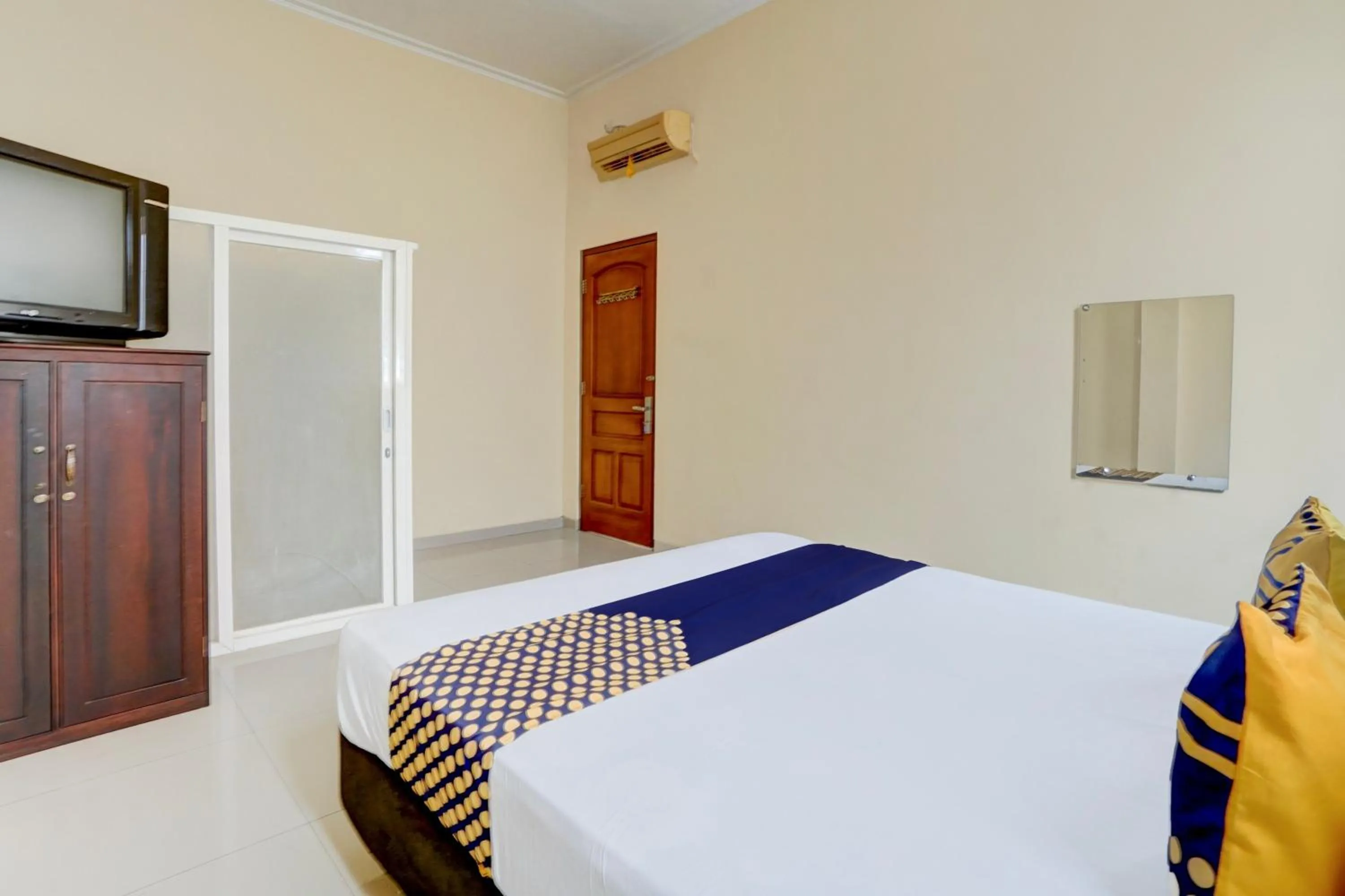 Bedroom, Bed in SPOT ON 93210 Griya Kos Kanjeng Mami Syariah