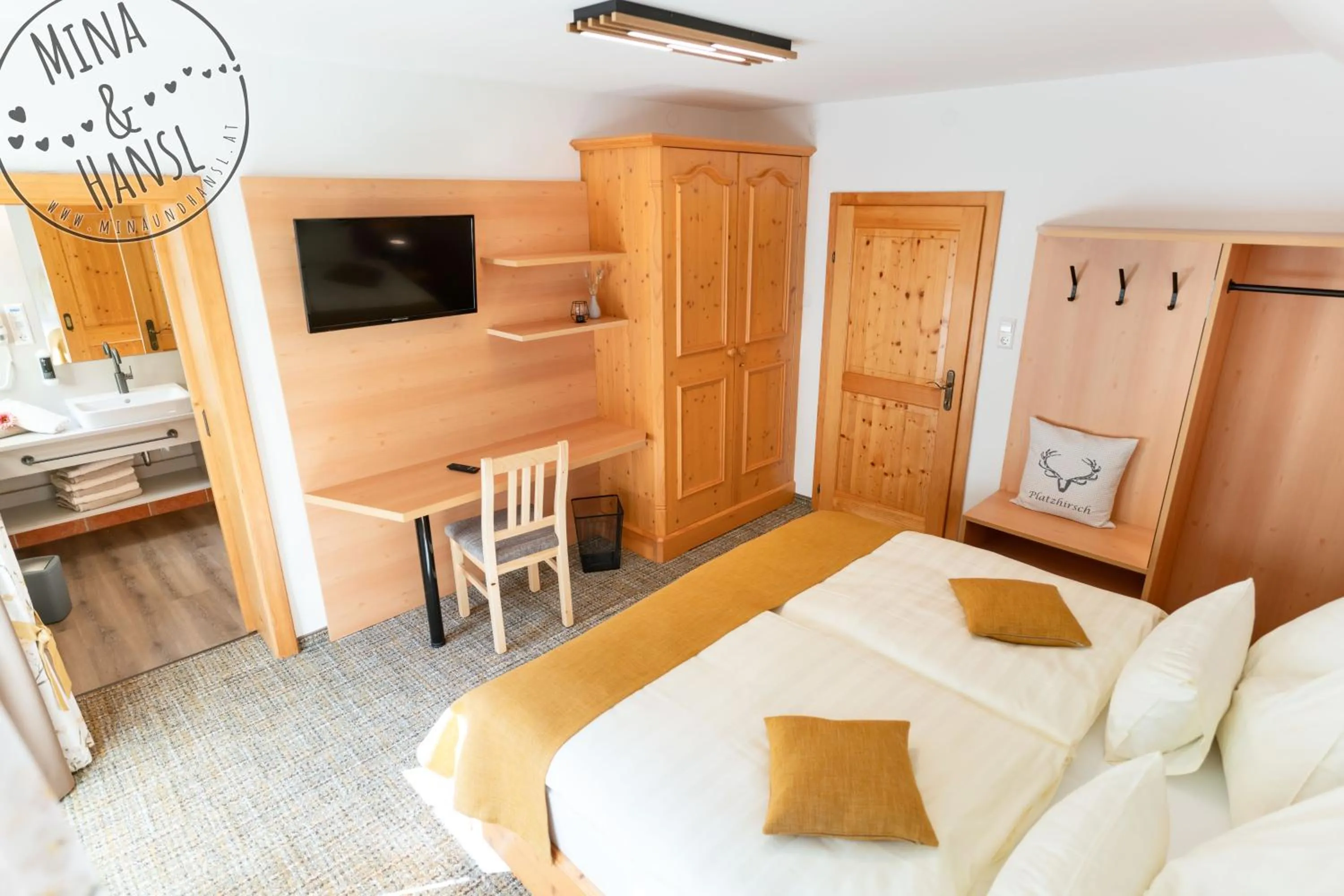 Bedroom, Bed in Mina&Hansl