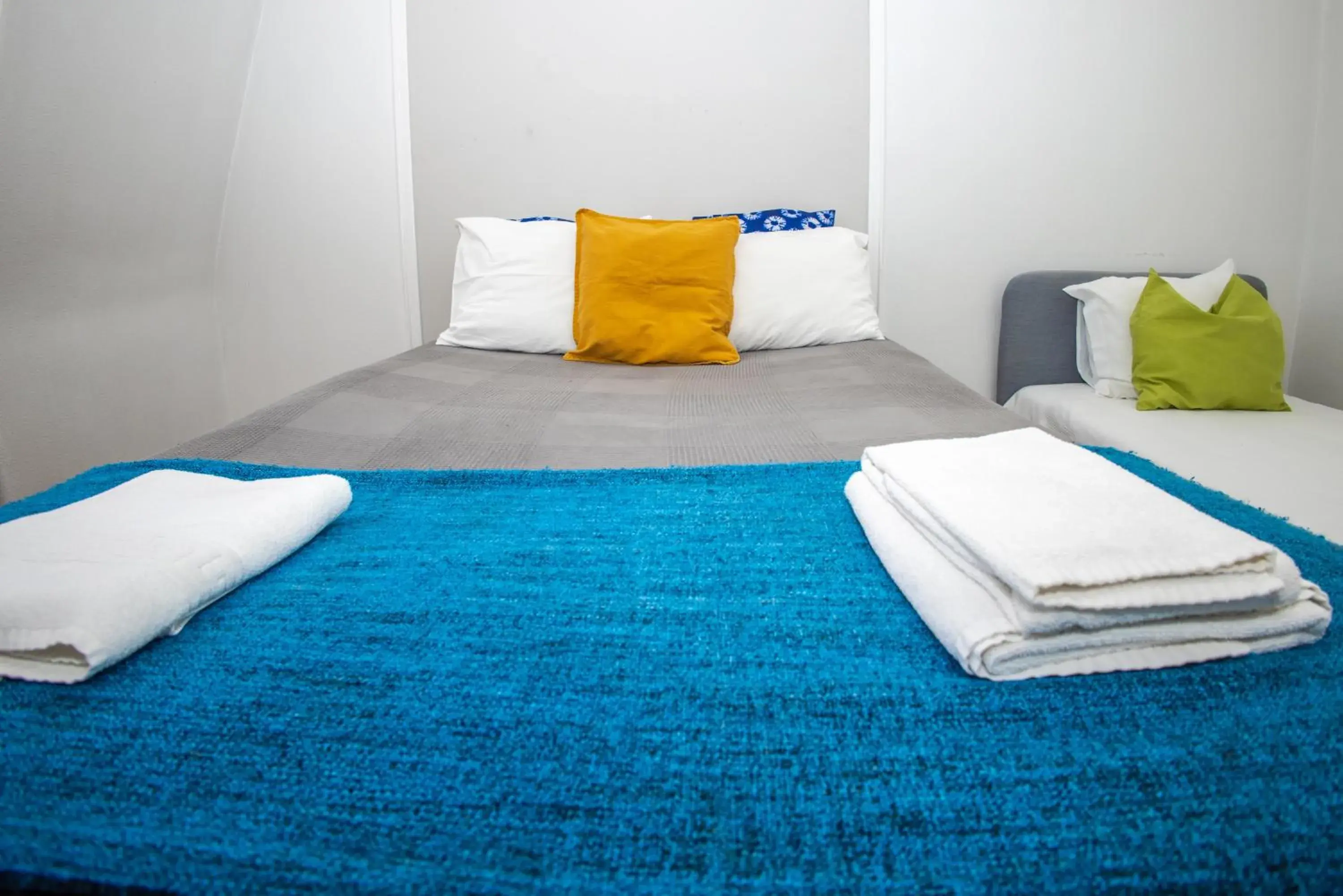 Quadruple Room with Shared Bathroom in Boho Guesthouse - Rooms & Apartments Quadruple Room with Shared Bathroom in Boho Guesthouse - Rooms & Apartments