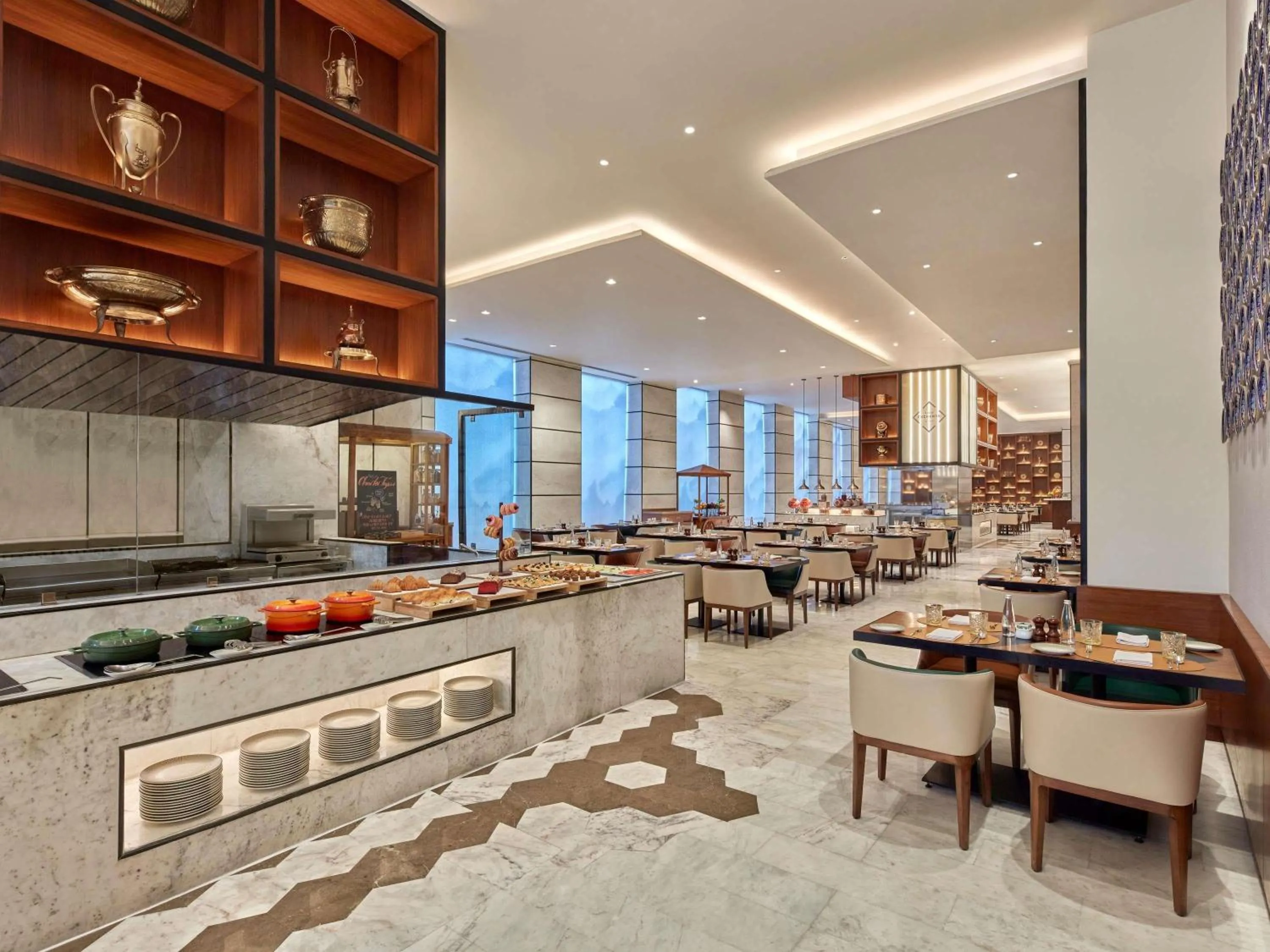 Restaurant/places to eat in Novotel Jaipur Convention Centre