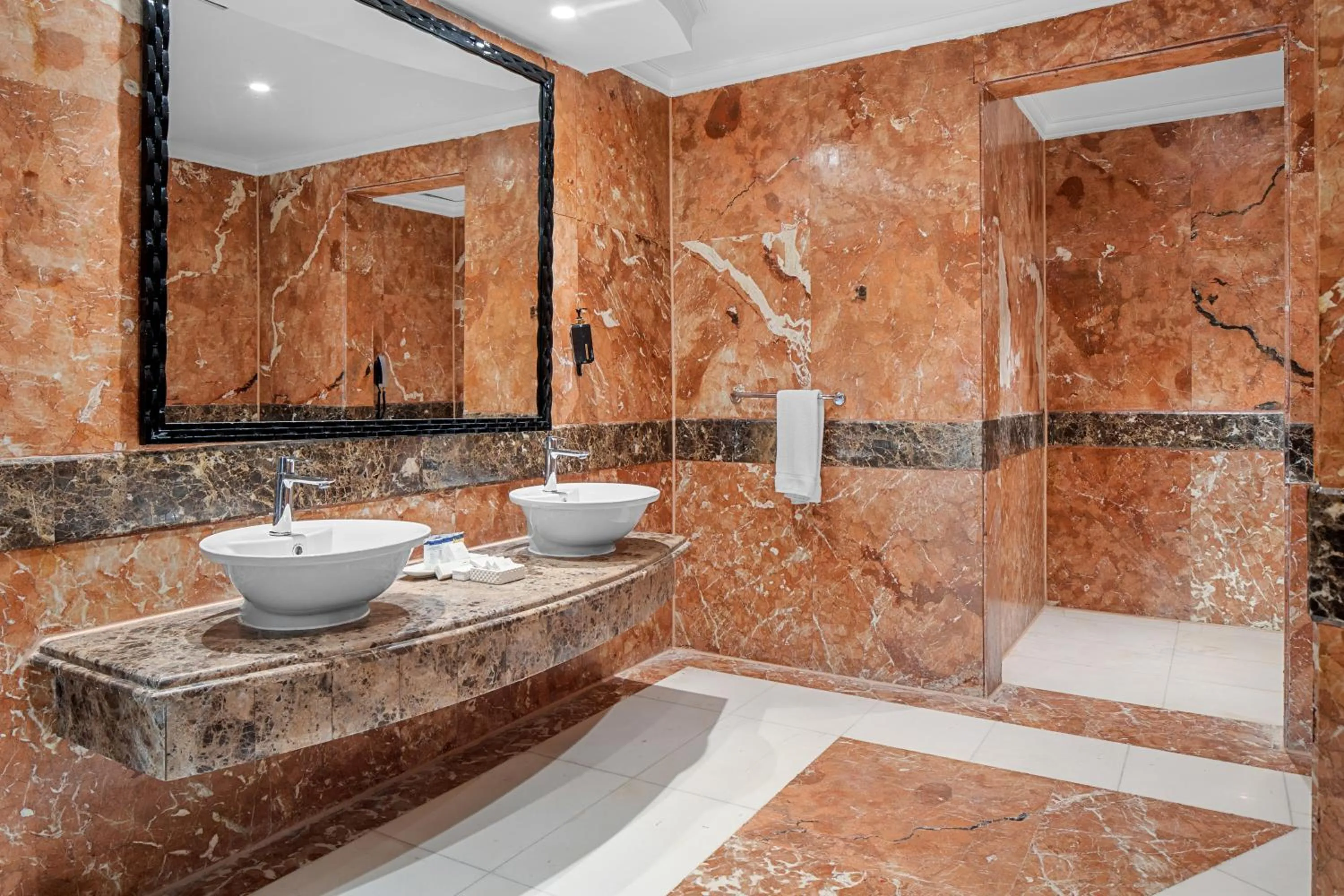 Bathroom in Pickalbatros Golf Luxury Suites - All Inclusive