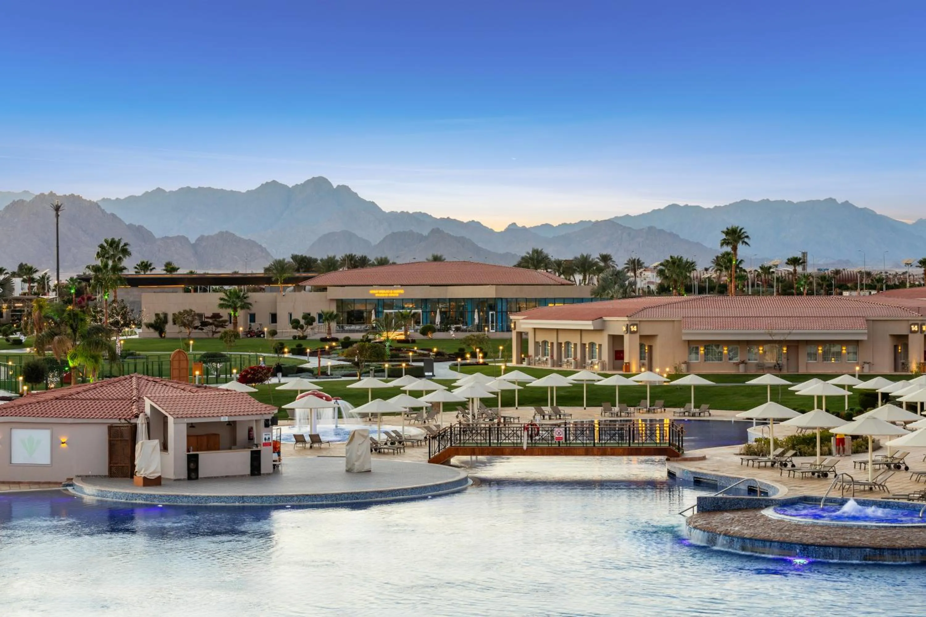 Mountain view in Pickalbatros Golf Luxury Suites - All Inclusive