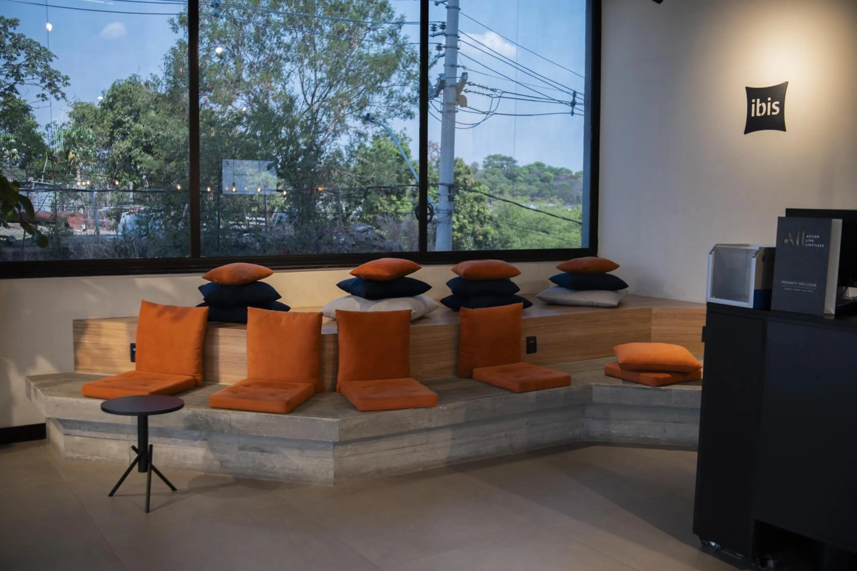 Seating area in ibis Barra do Garças