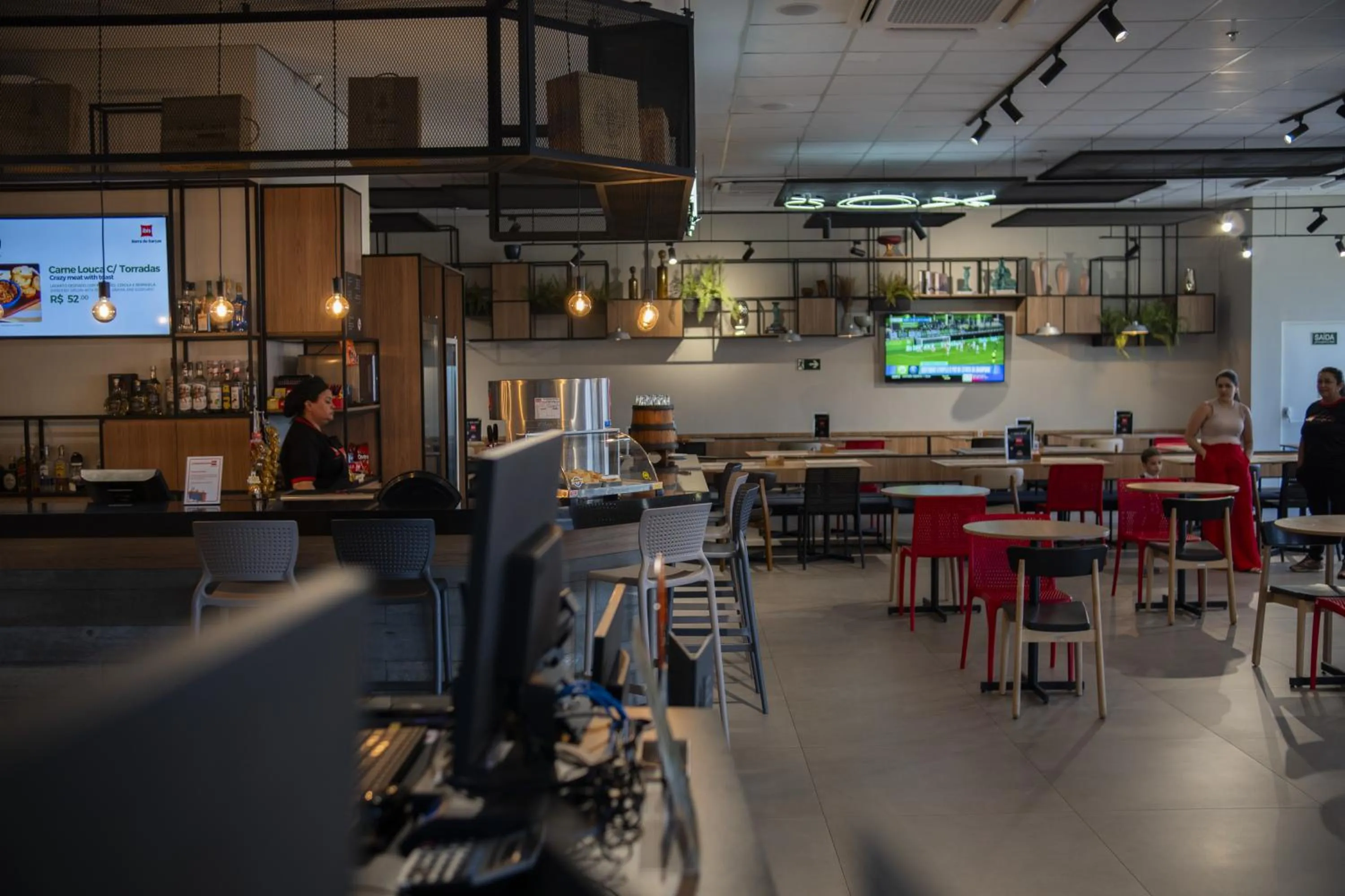 Restaurant/places to eat in ibis Barra do Garças