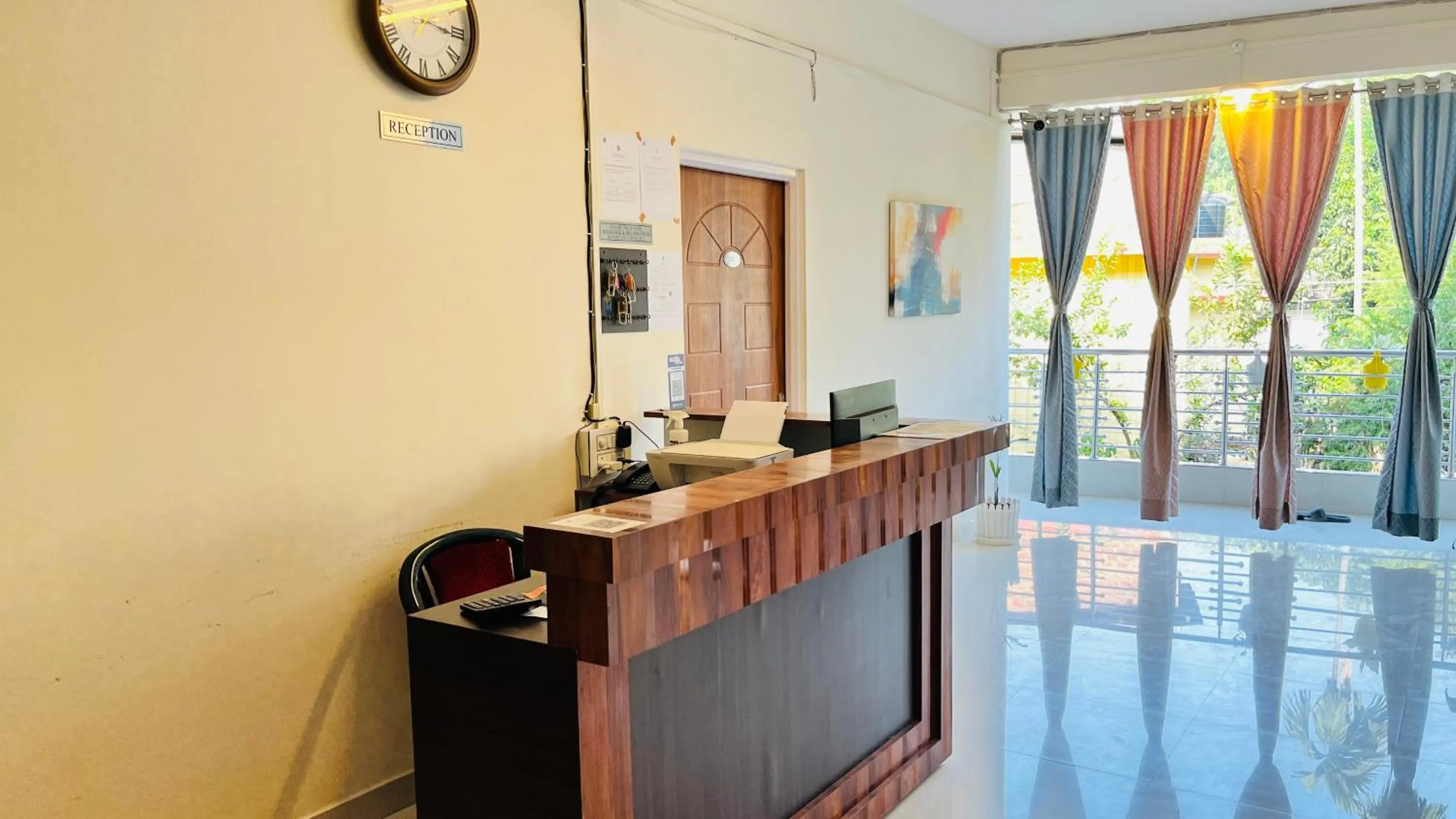 Lobby or reception in Queen's Residency