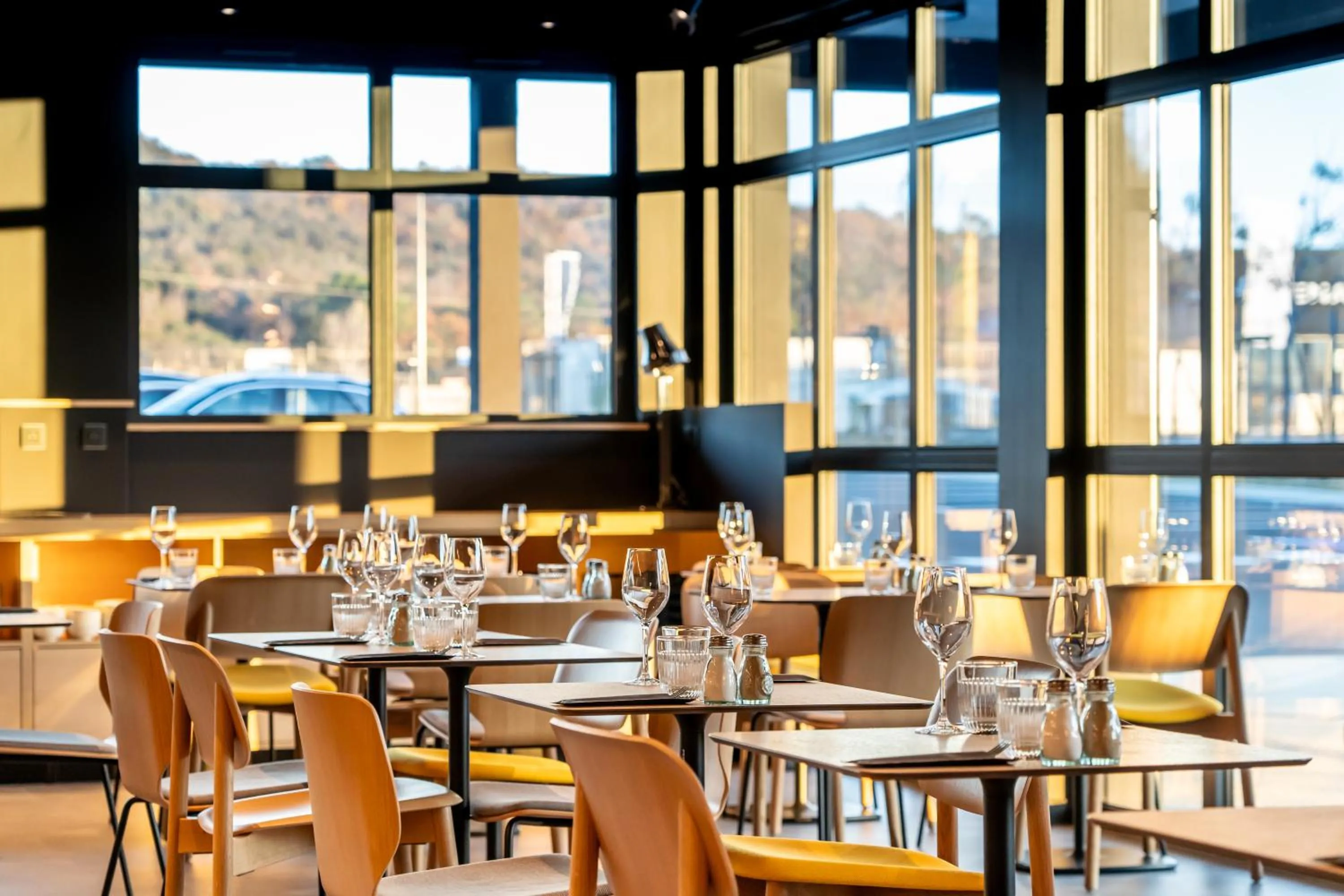 Restaurant/places to eat in ibis Saint Paul Trois Chateaux