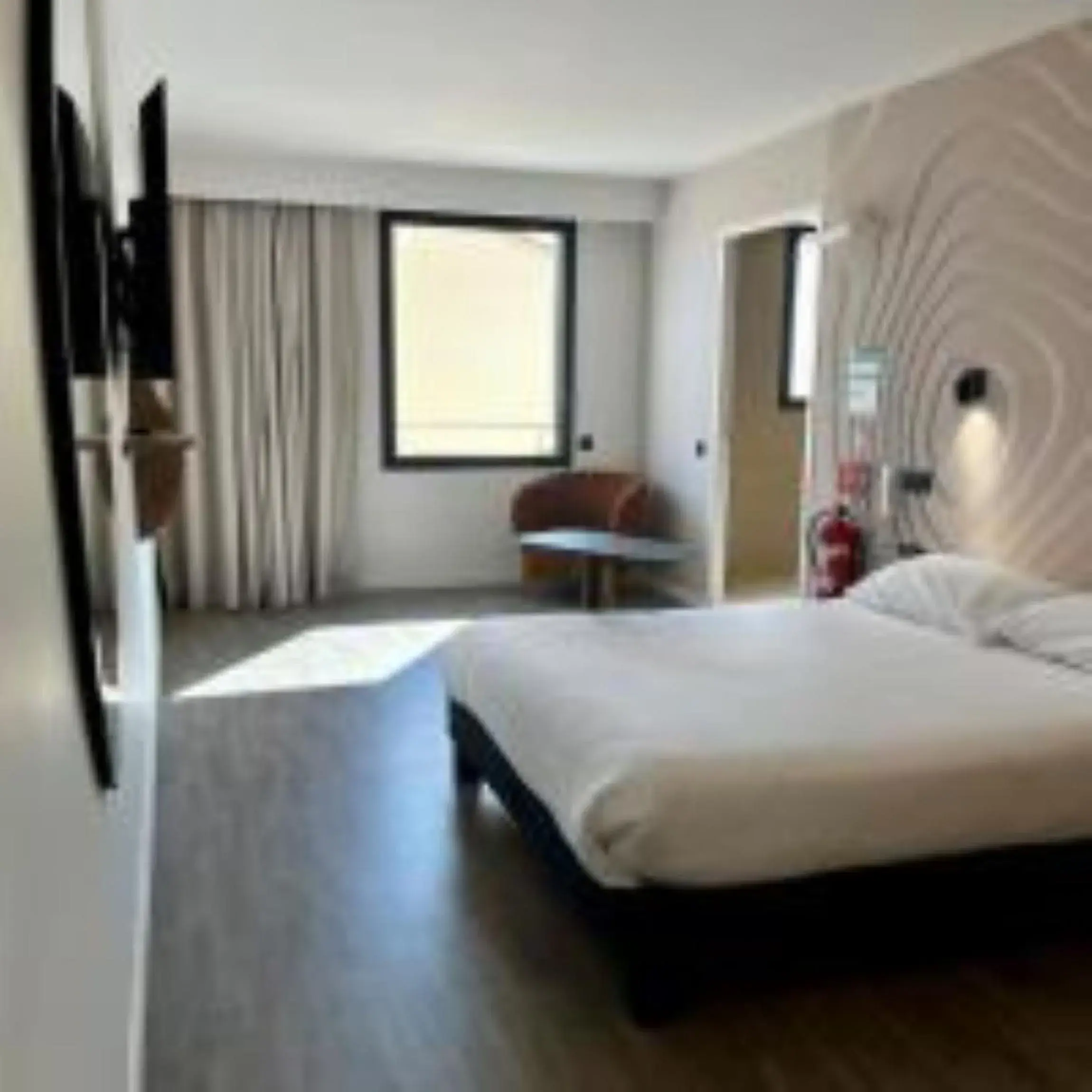 Property building, Bed in ibis Styles Cabriès Aix-en-Provence TGV Property building, Bed in ibis Styles Cabriès Aix-en-Provence TGV