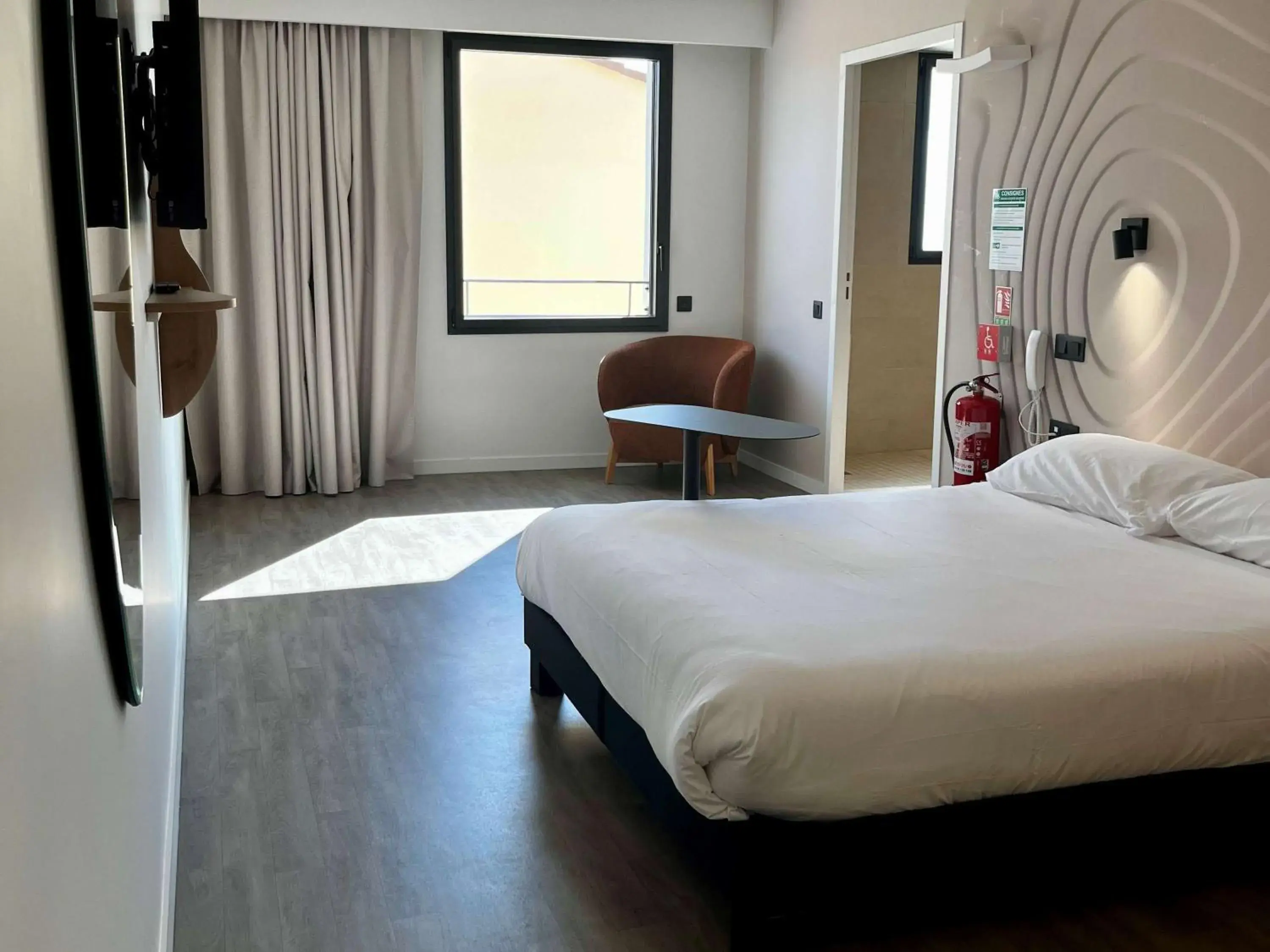 Bedroom, Bed in ibis Styles Cabriès Aix-en-Provence TGV Bedroom, Bed in ibis Styles Cabriès Aix-en-Provence TGV