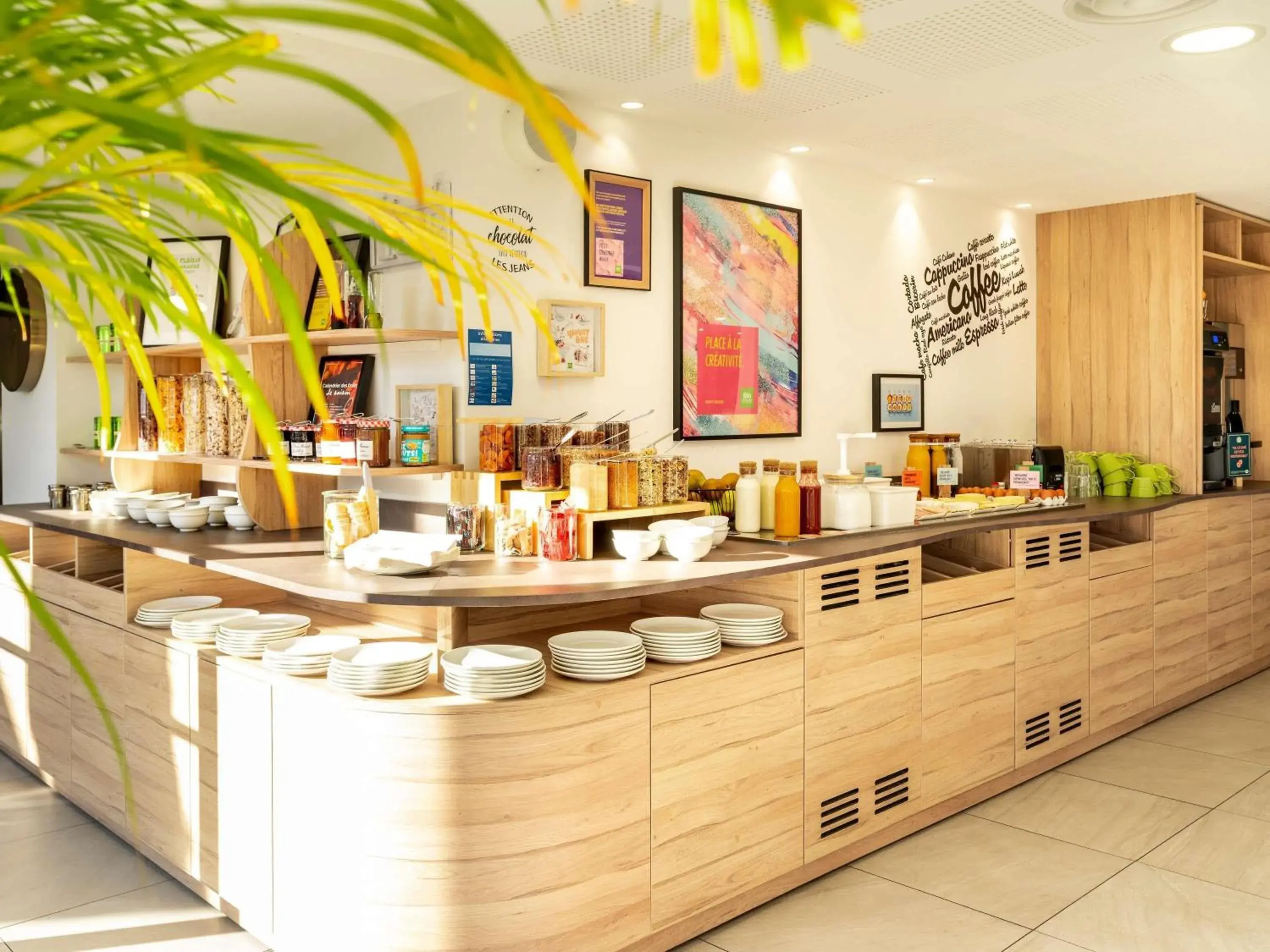 Breakfast in ibis Styles Cabriès Aix-en-Provence TGV Breakfast in ibis Styles Cabriès Aix-en-Provence TGV