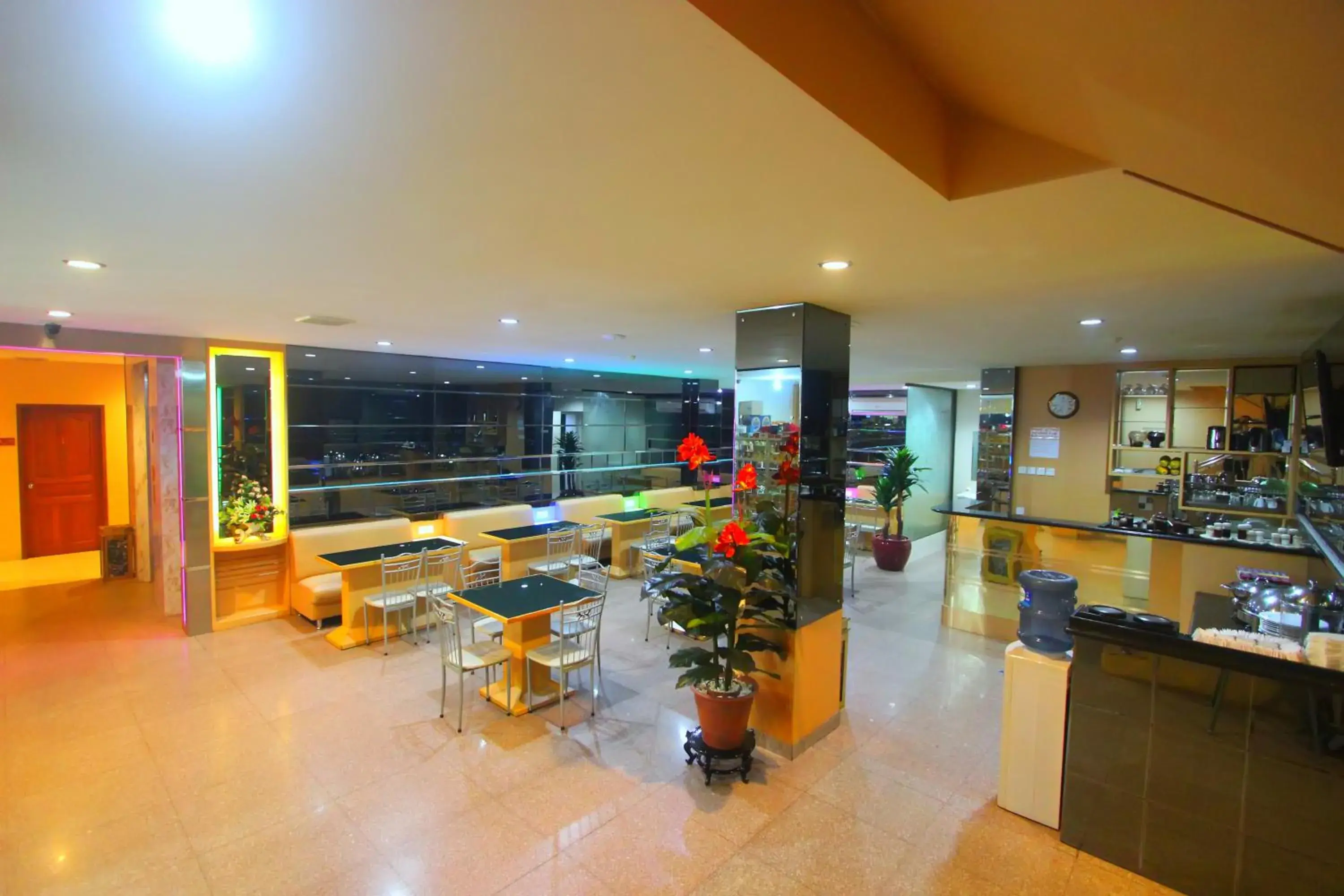 Restaurant/places to eat in Lovina Inn Penuin Restaurant/places to eat in Lovina Inn Penuin