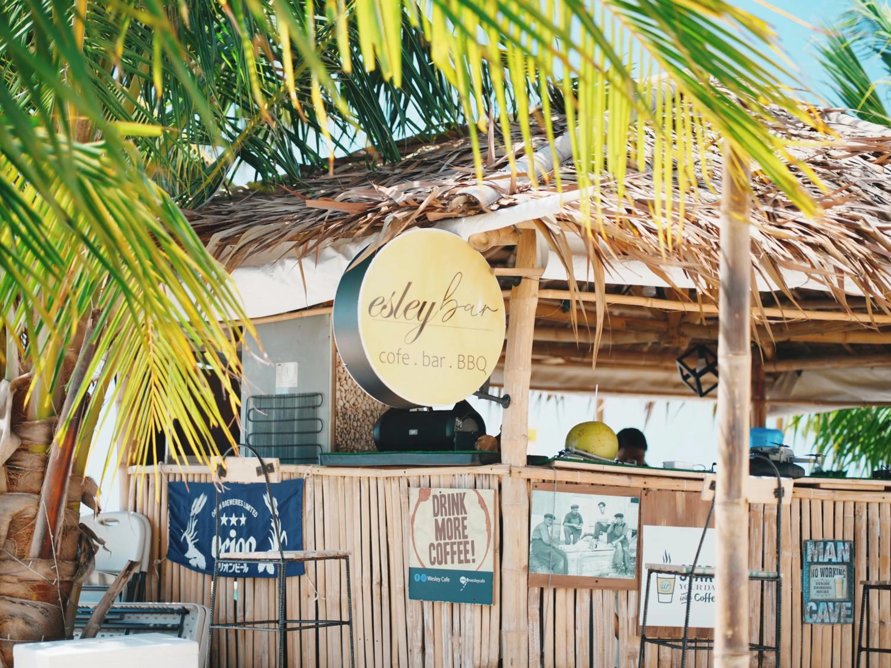 Lounge or bar in W Golf Resort