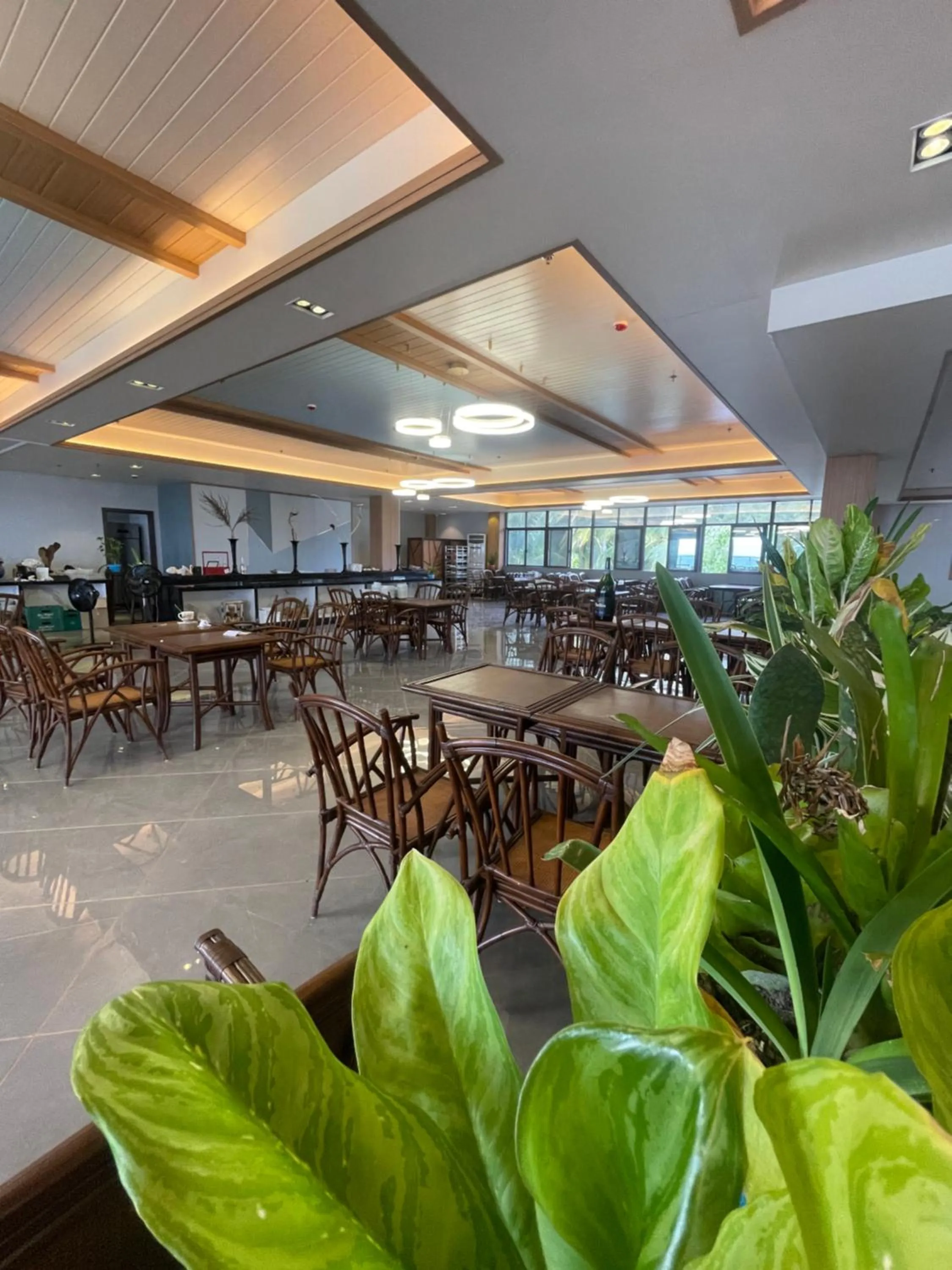 Restaurant/places to eat in W Golf Resort