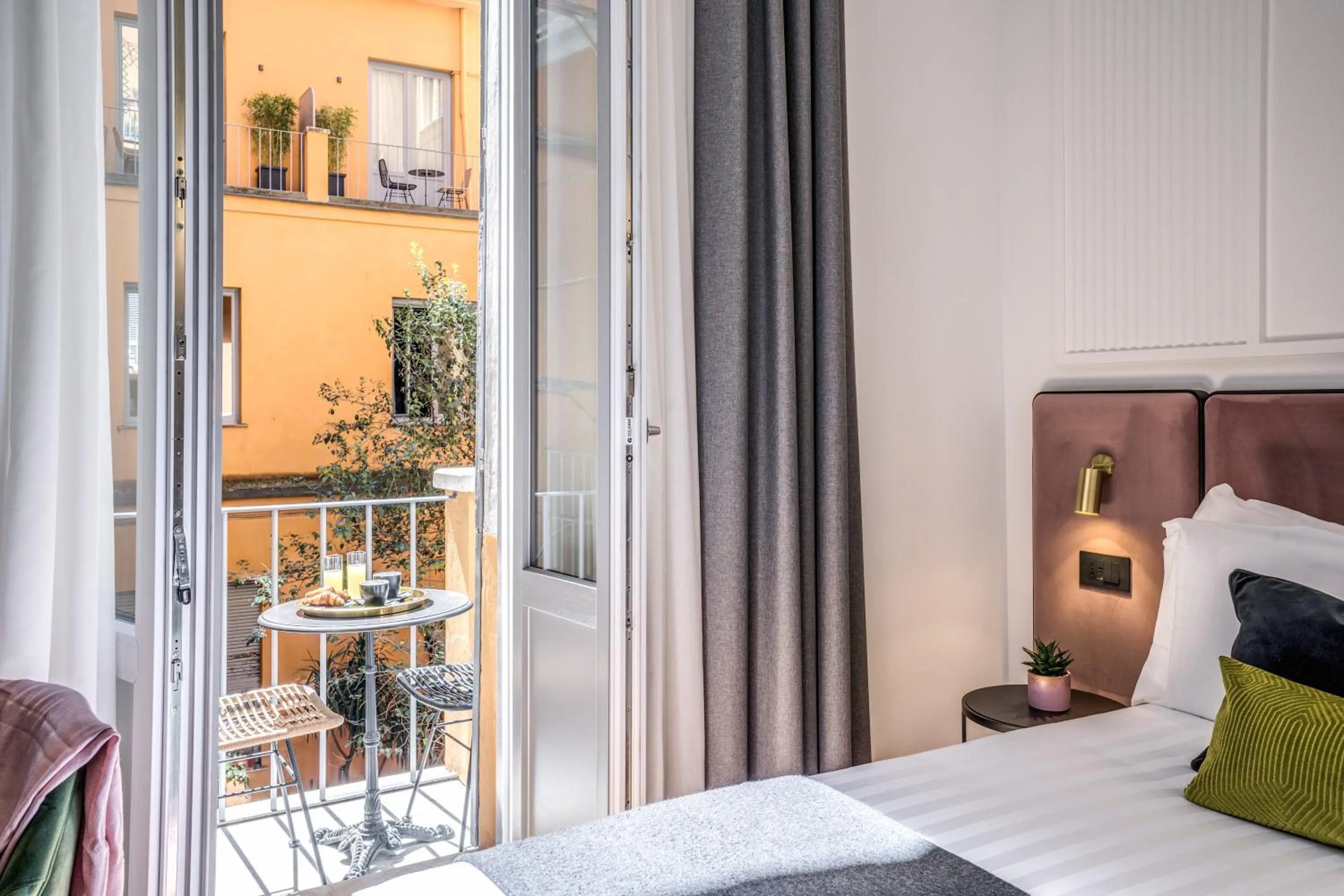 Balcony/Terrace, Bed in Residenza Piranesi Boutique Hotel