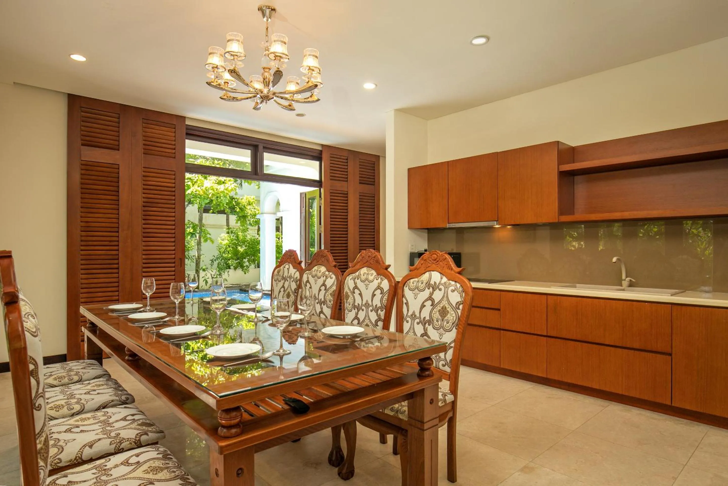 People in Purama Villas Resort Beachfront Da Nang