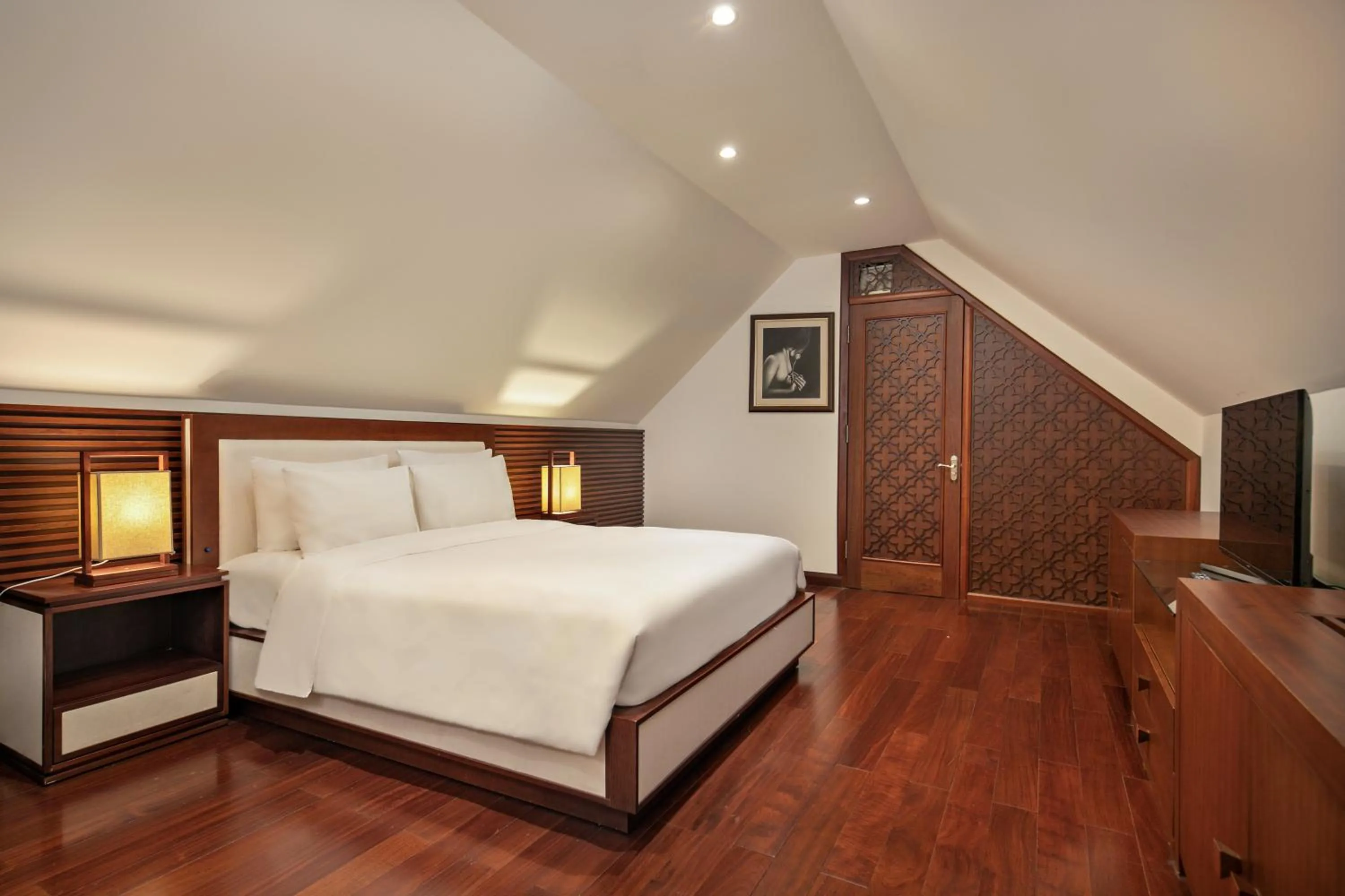 Bed in Purama Villas Resort Beachfront Da Nang