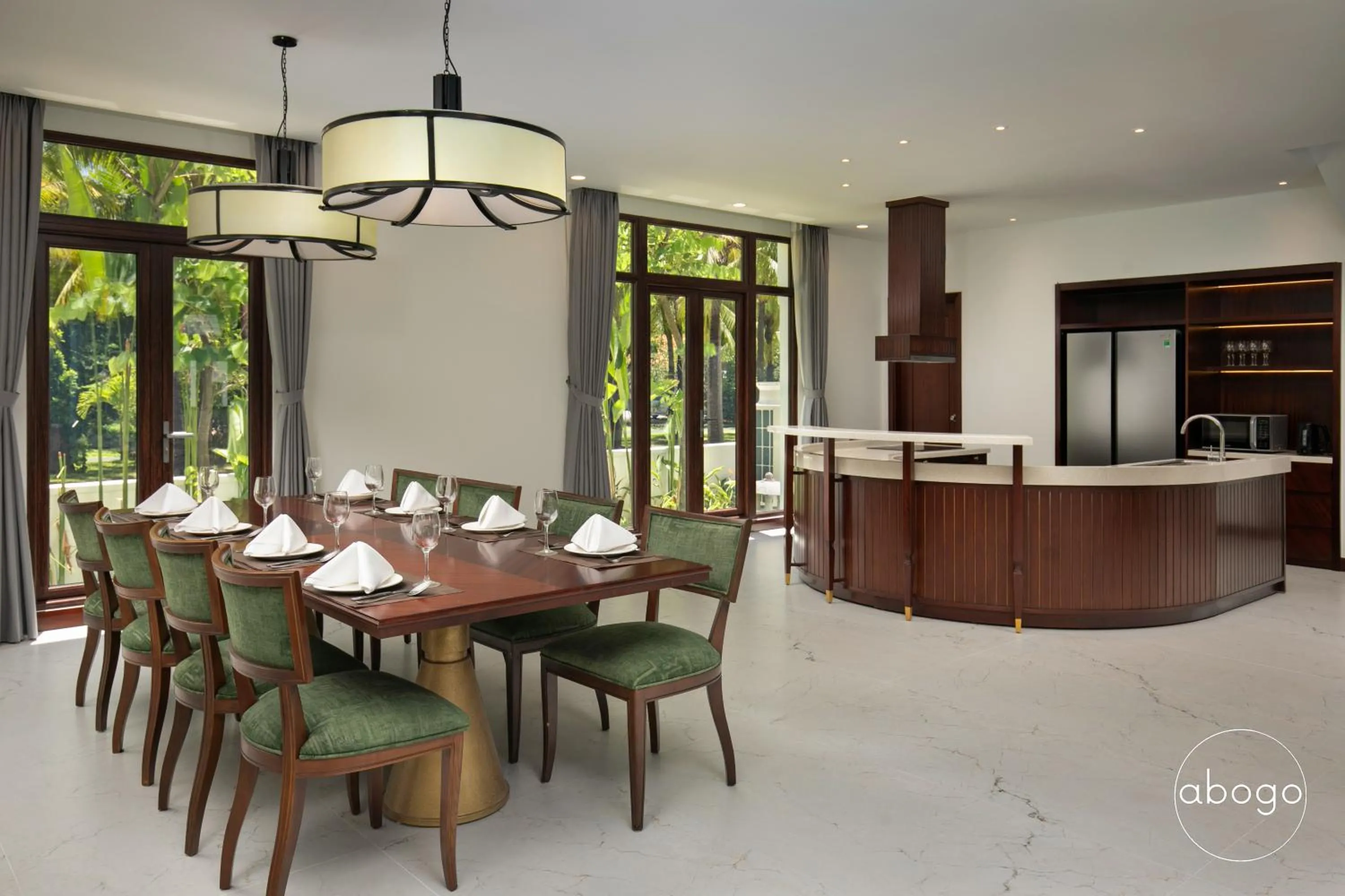 Restaurant/places to eat in Purama Villas Resort Beachfront Da Nang