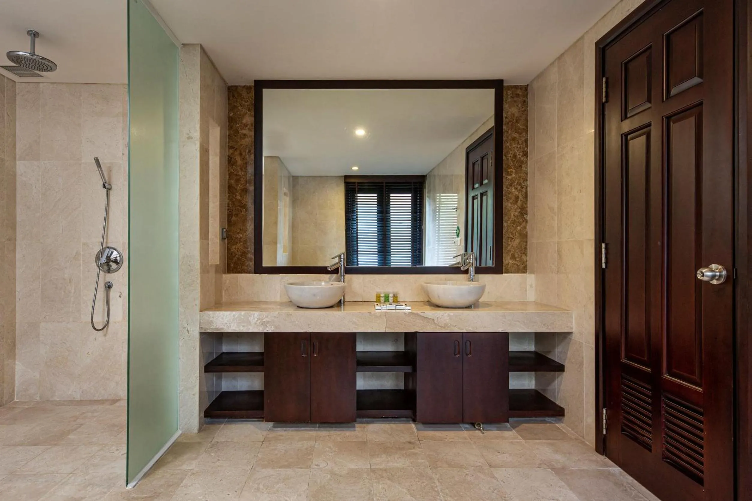 Bathroom in Purama Villas Resort Beachfront Da Nang