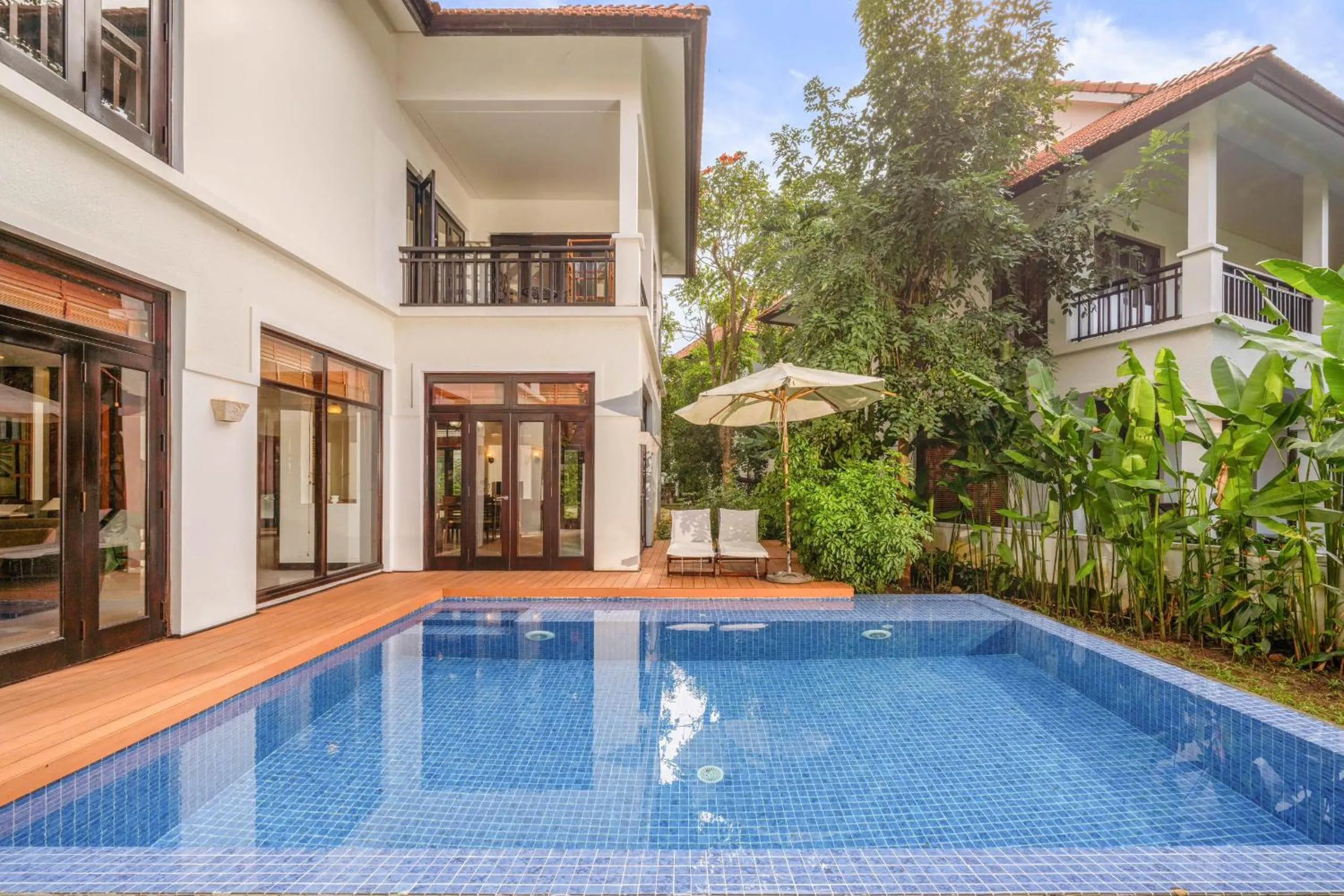 Property building in Purama Villas Resort Beachfront Da Nang